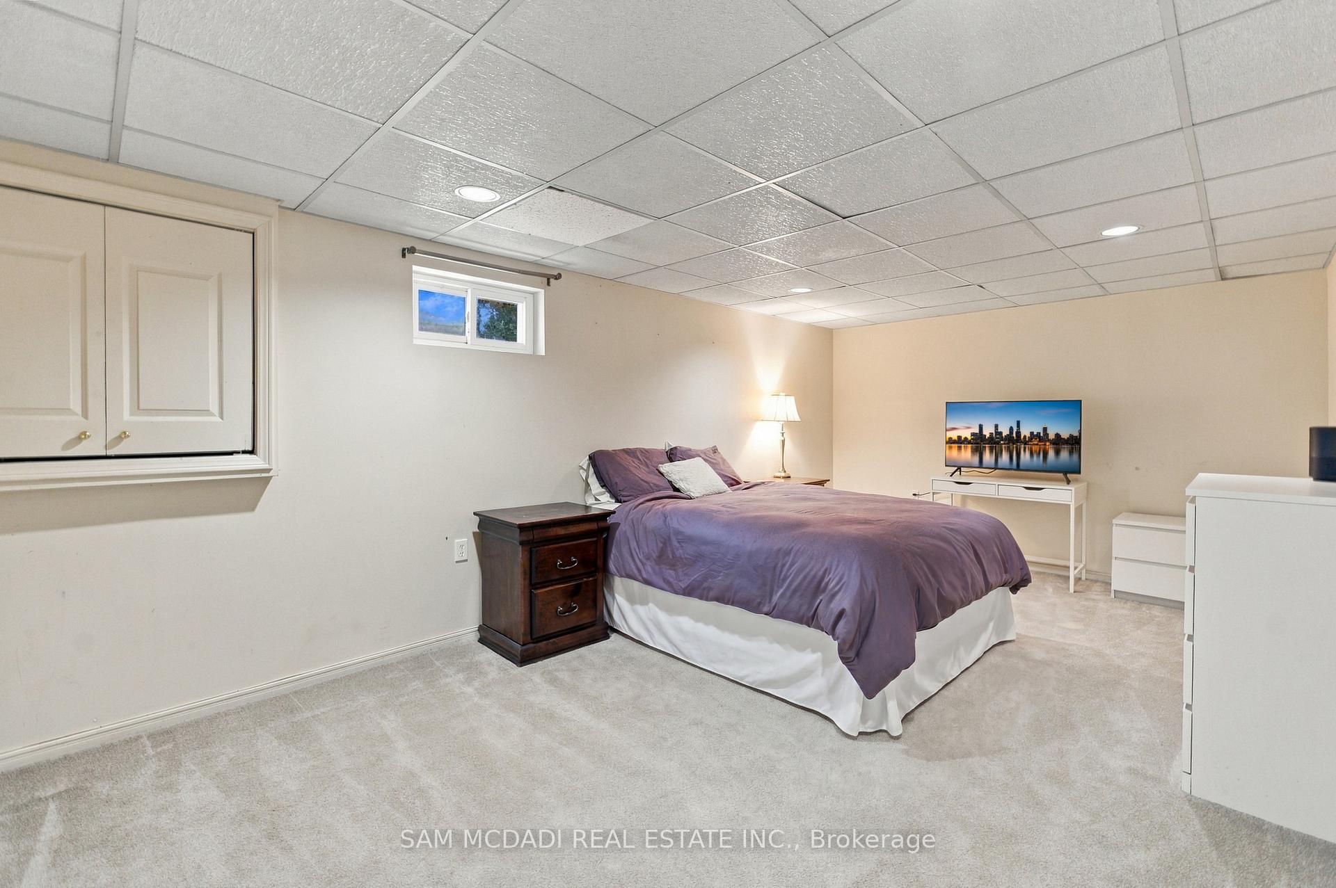 1138 Vanier Drive