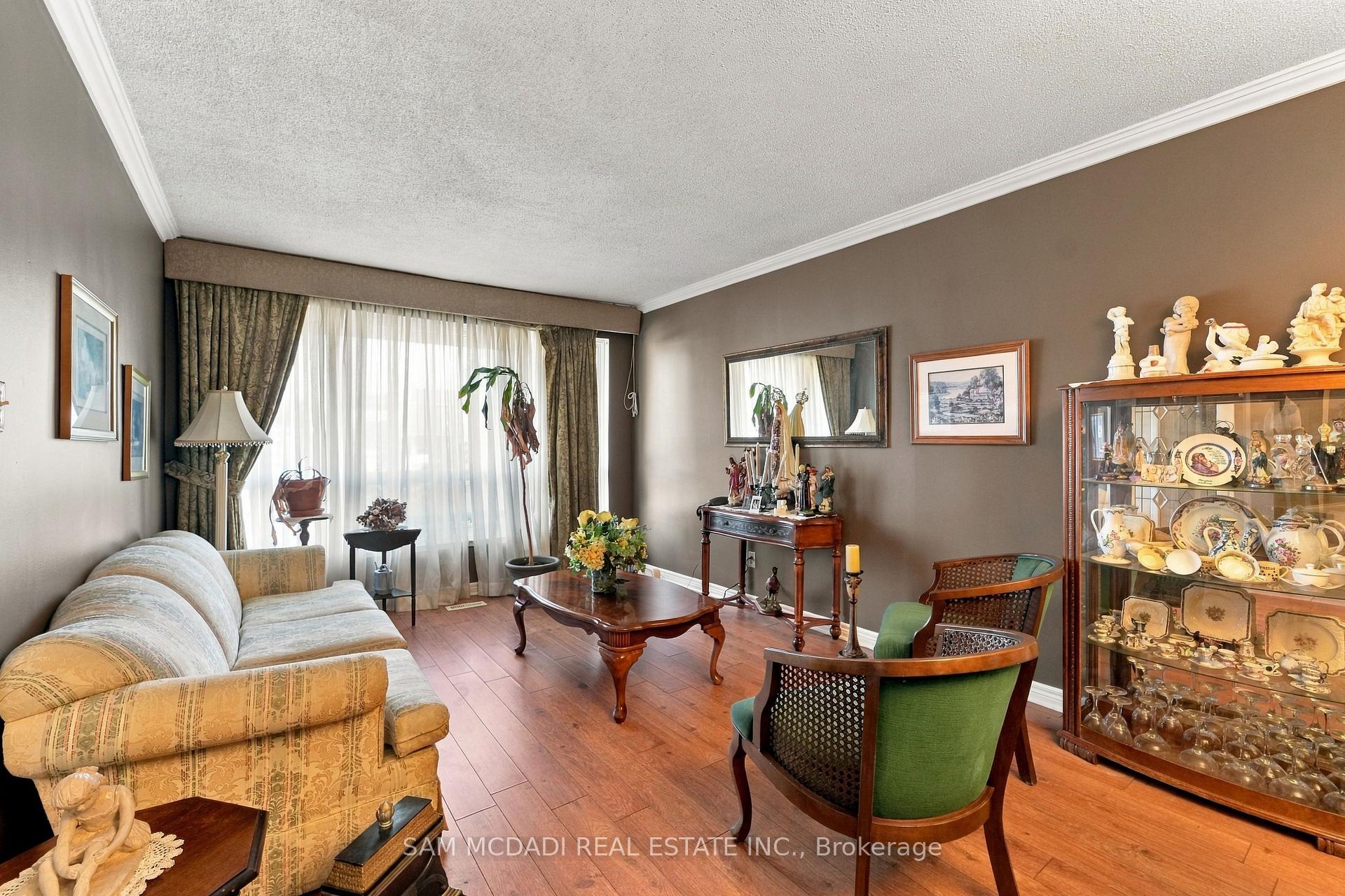 561 Tedwyn Drive