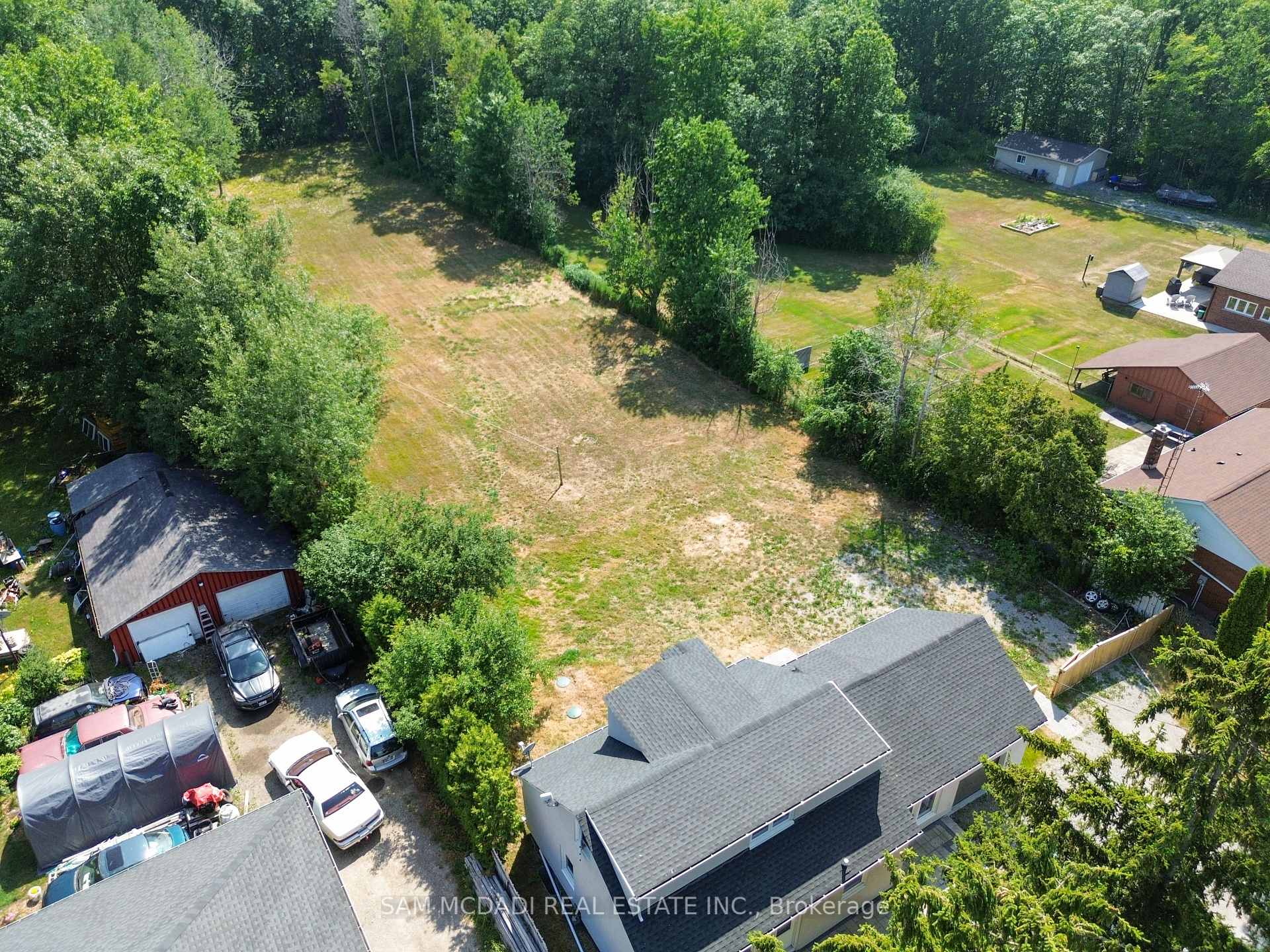 100 Green Mountain Road E