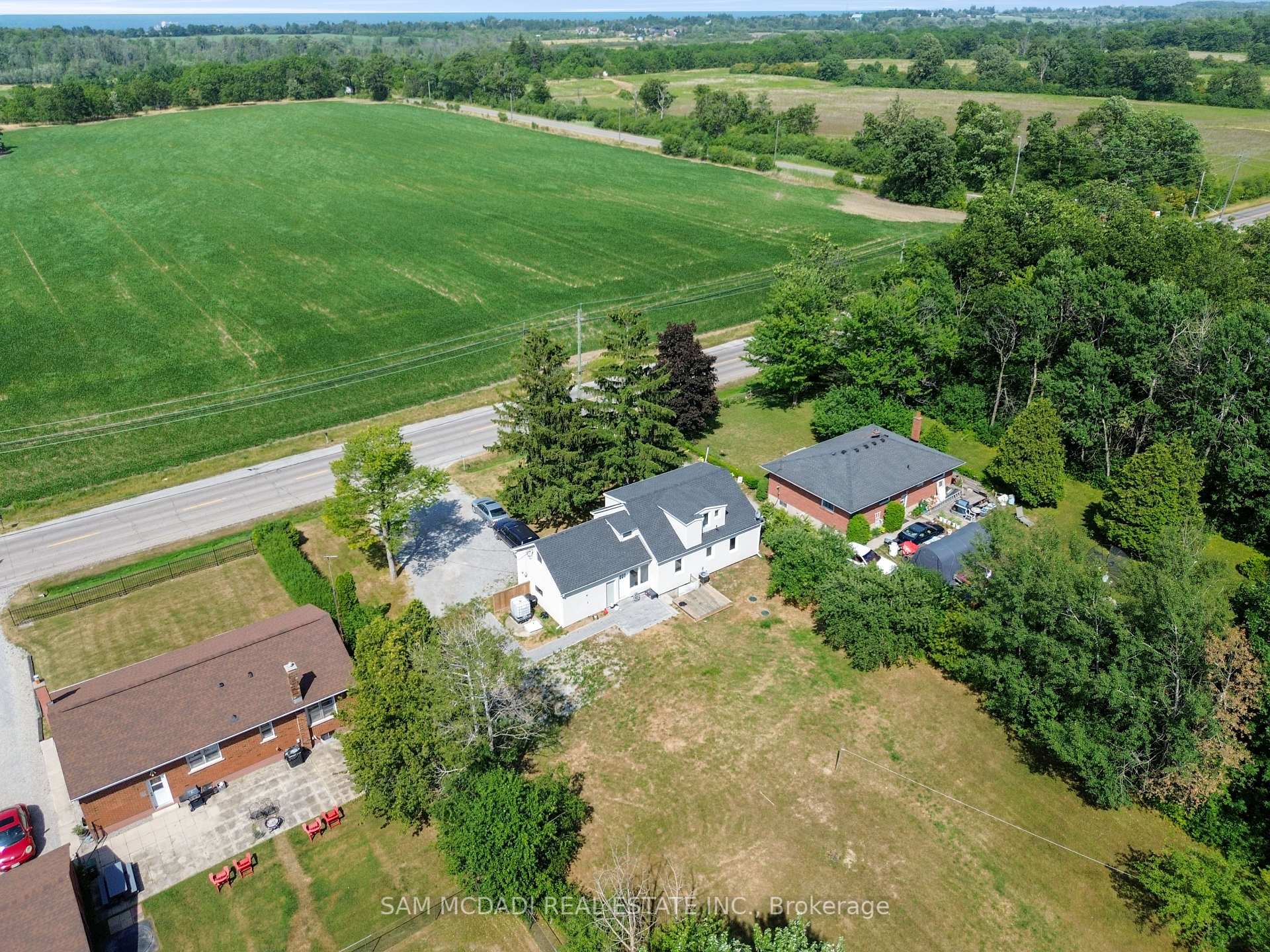 100 Green Mountain Road E