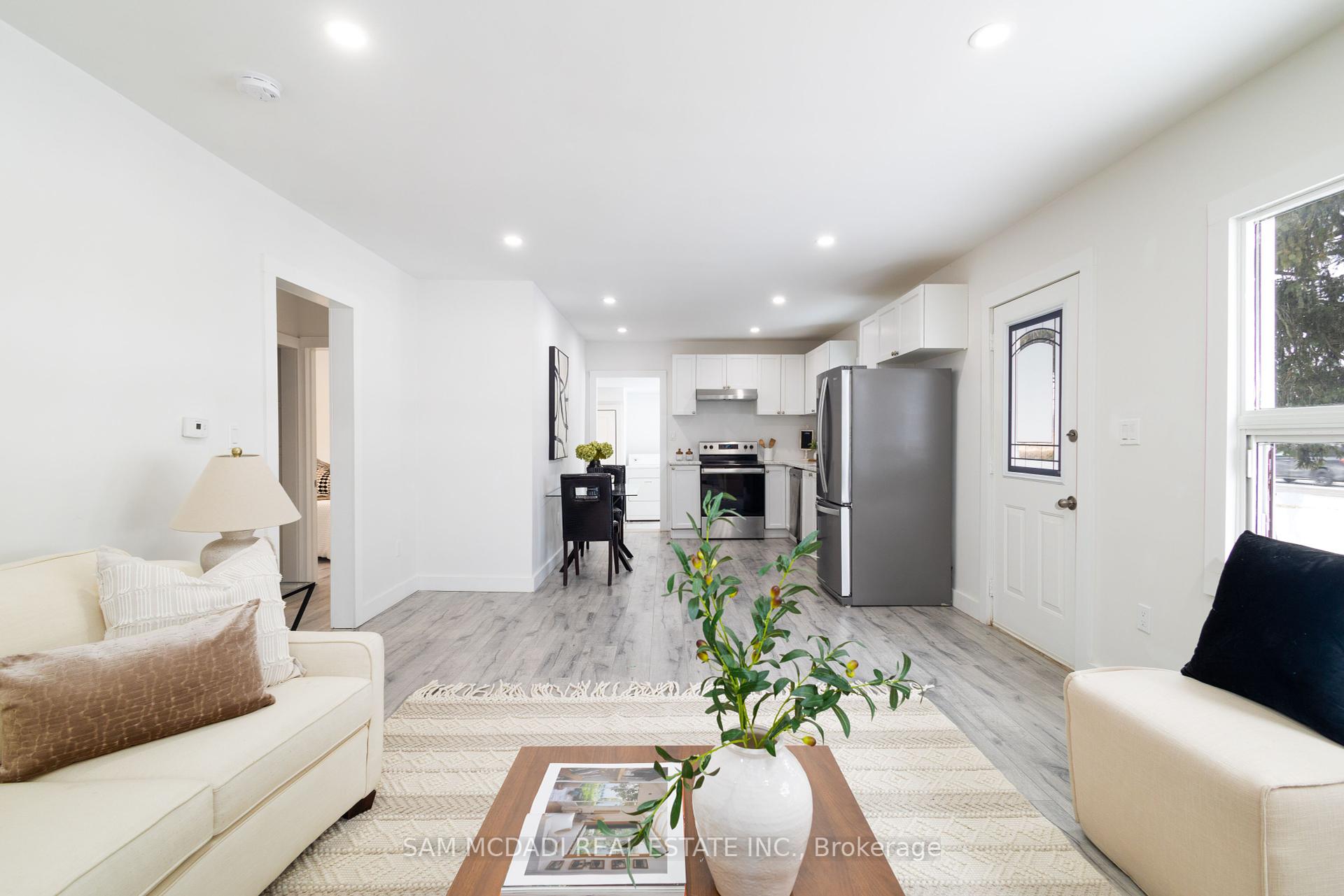 100 Green Mountain Road E