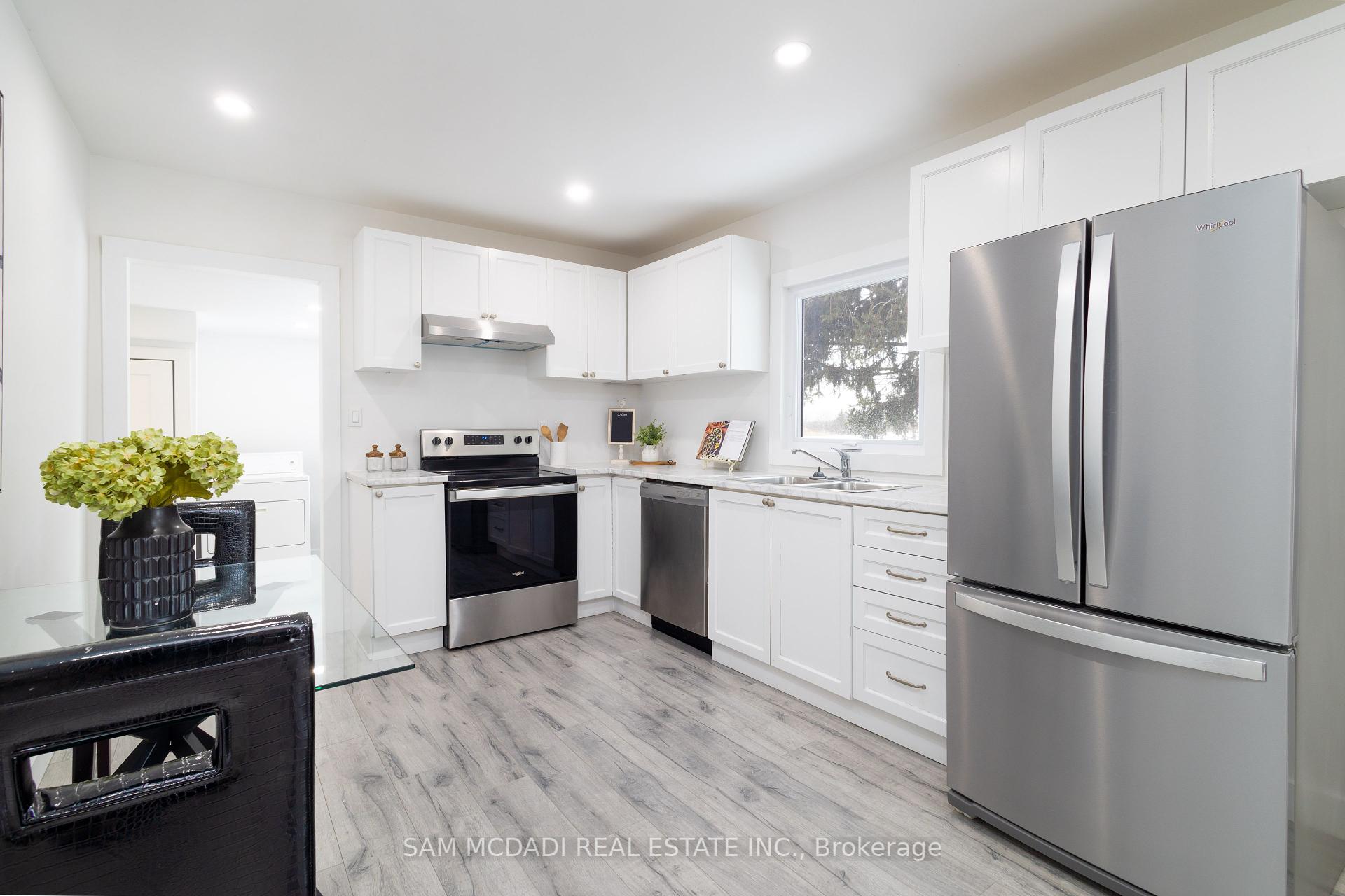 100 Green Mountain Road E