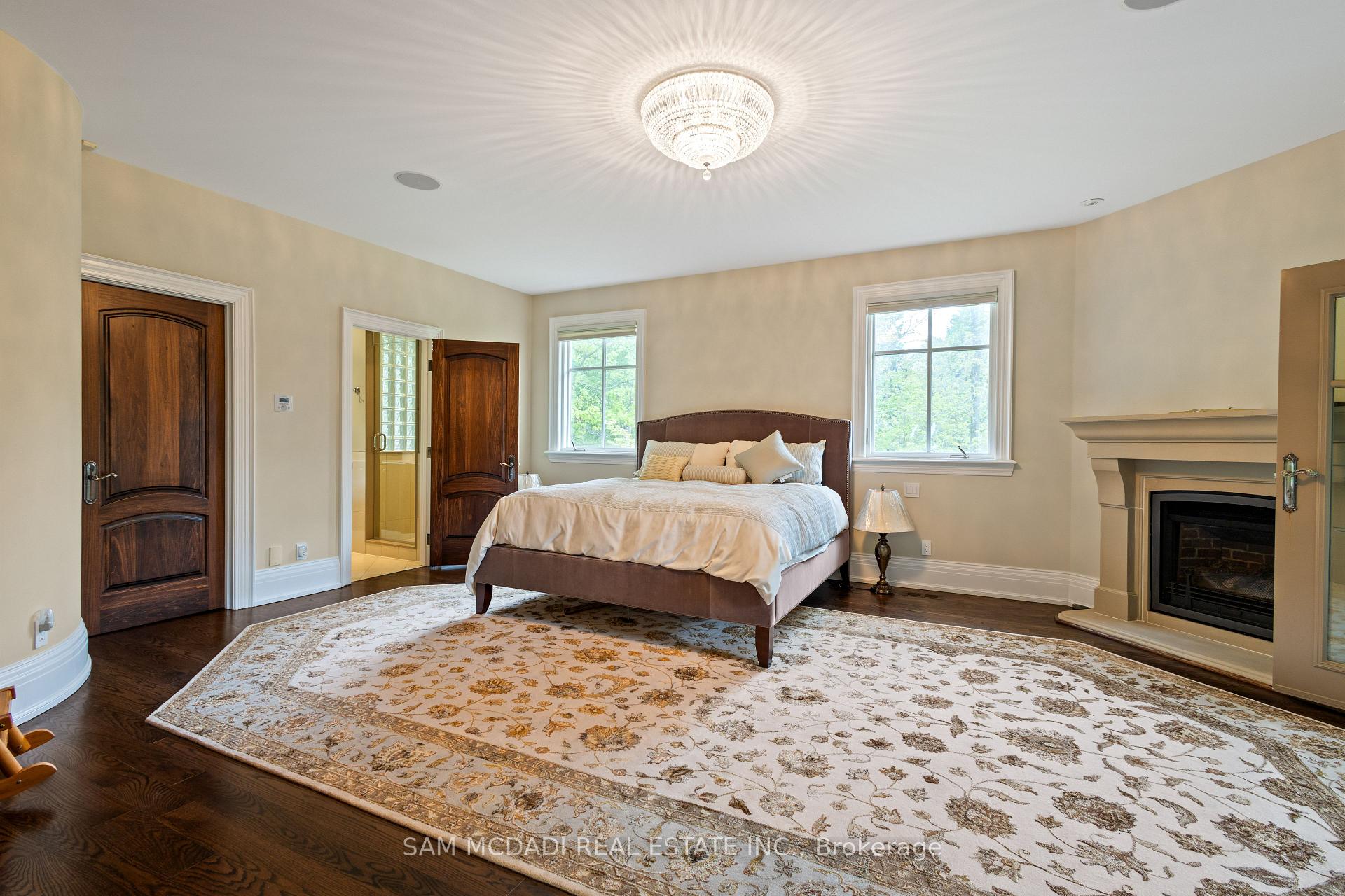 839 E Lakeshore Road