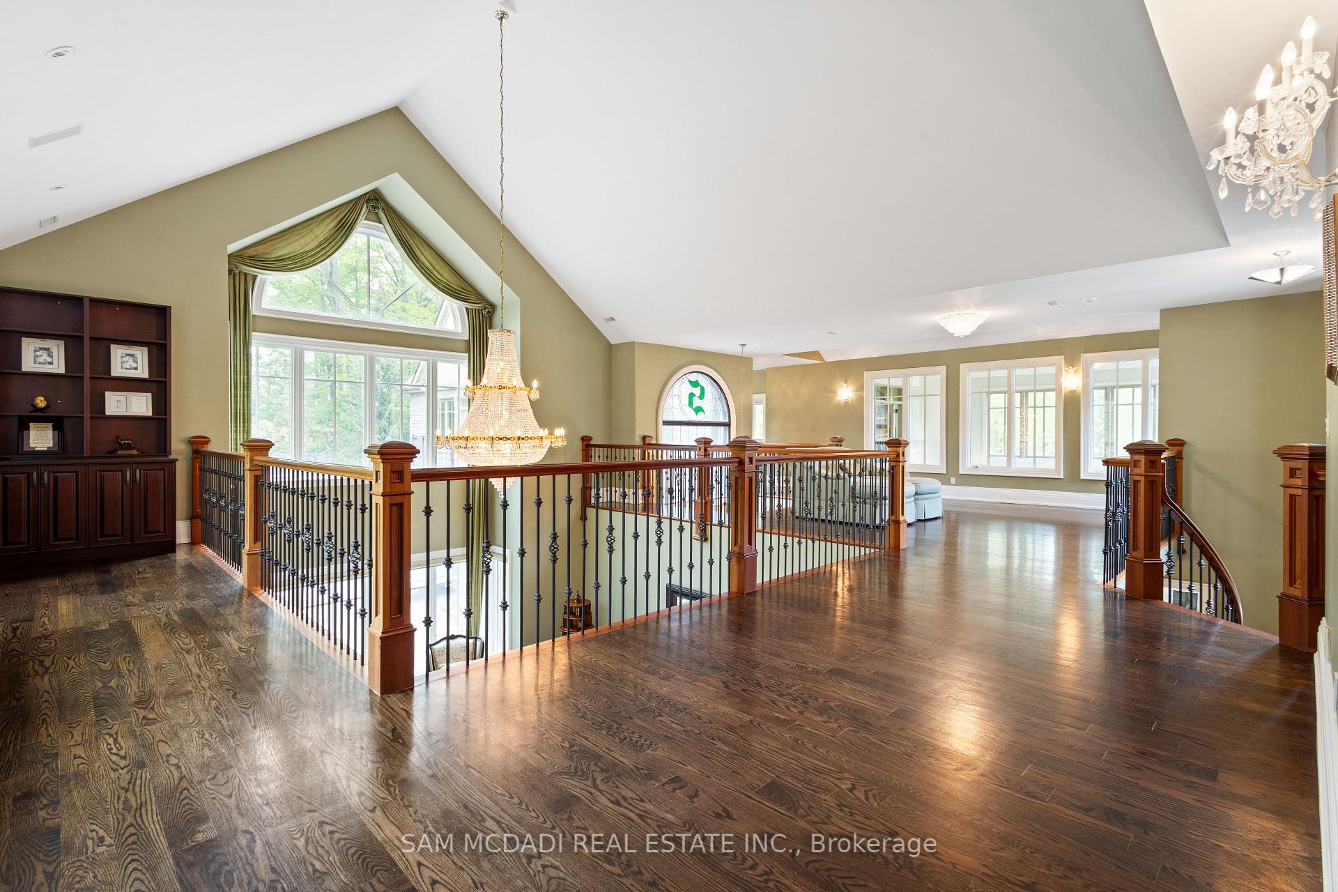 839 E Lakeshore Road