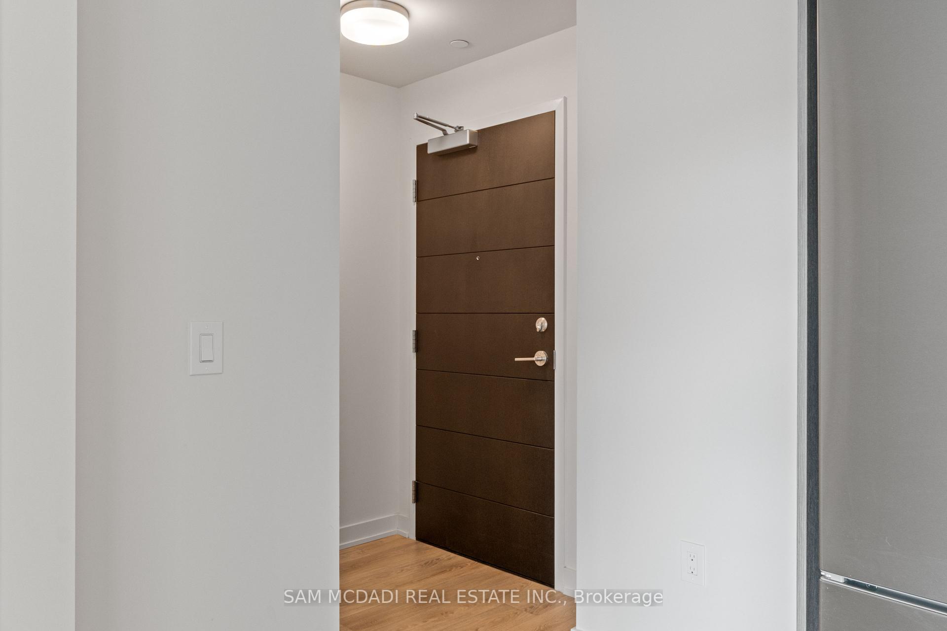 212 King William Street 1305