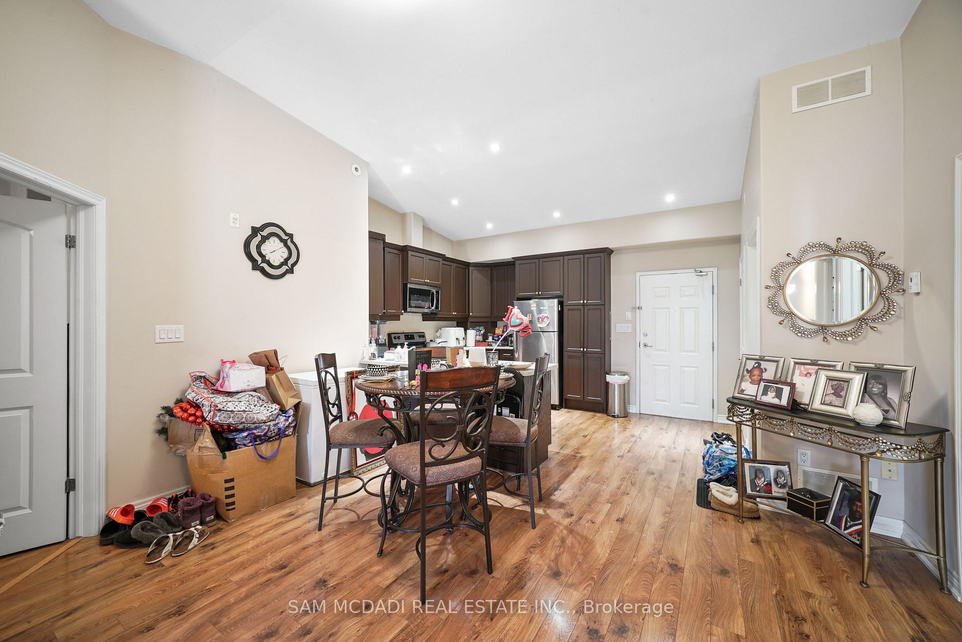 6928 Ailanthus Avenue 303
