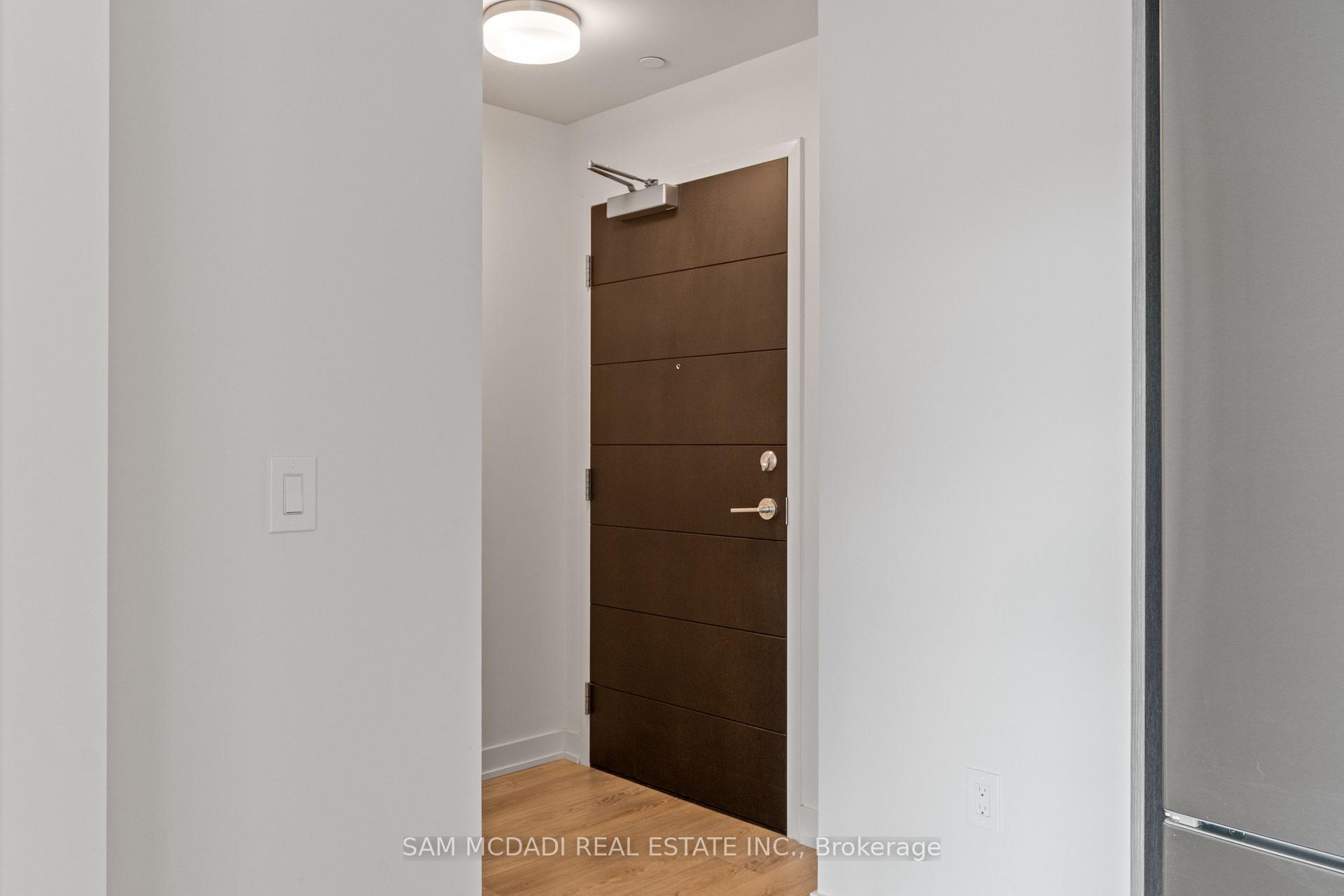 212 King William Street 1305