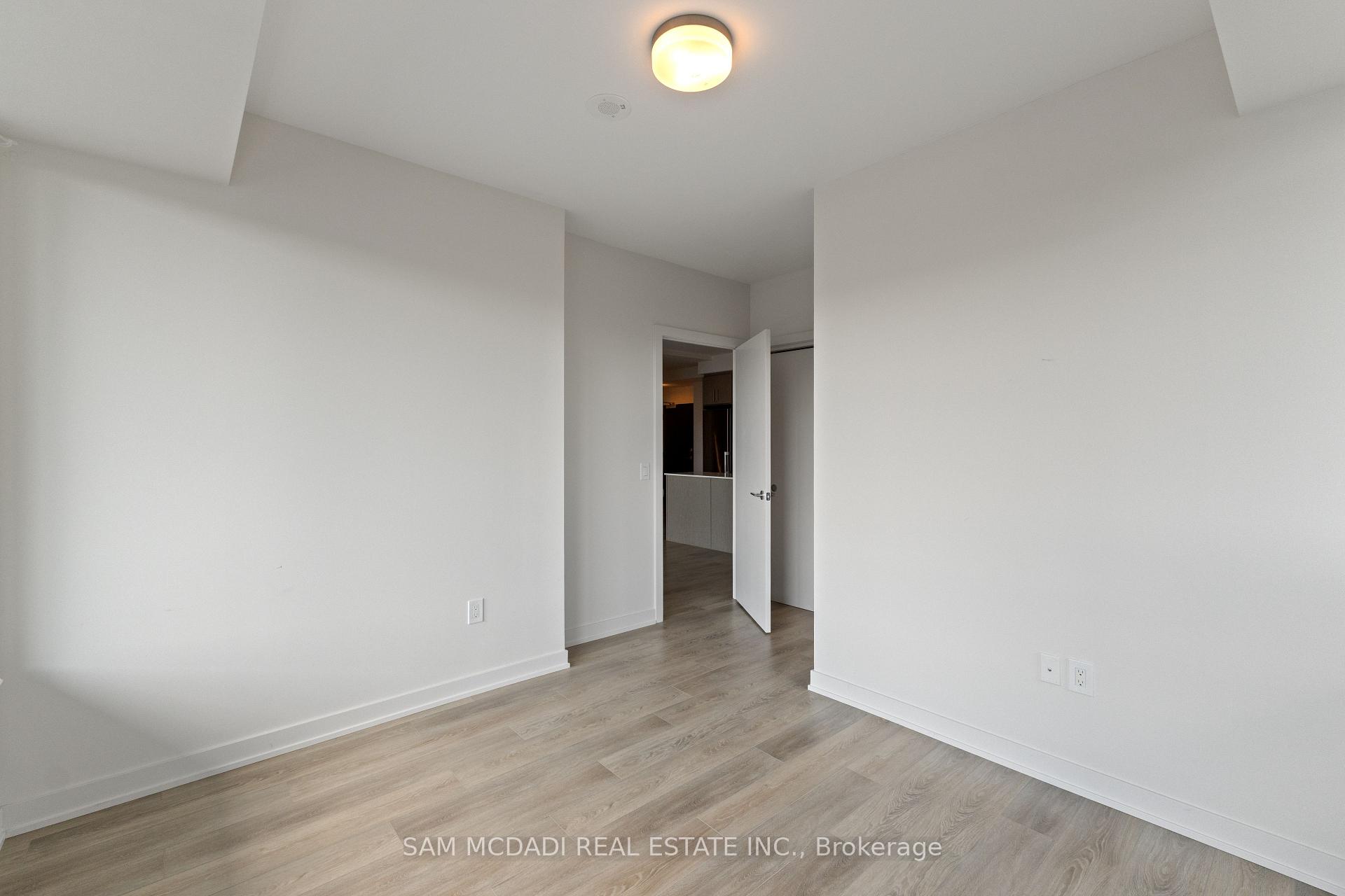 212 King William Street 1305