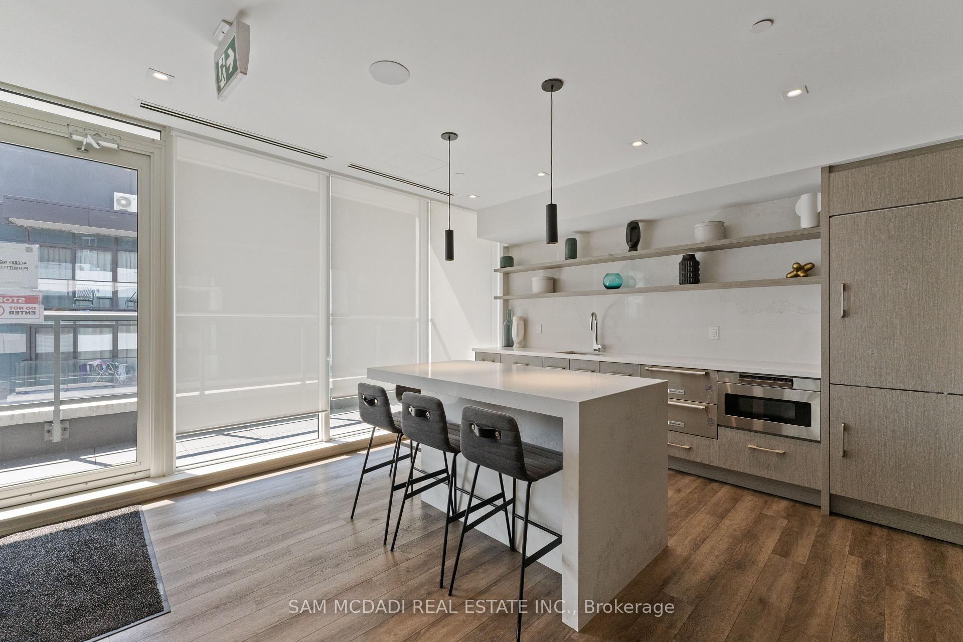 212 King William Street 1305