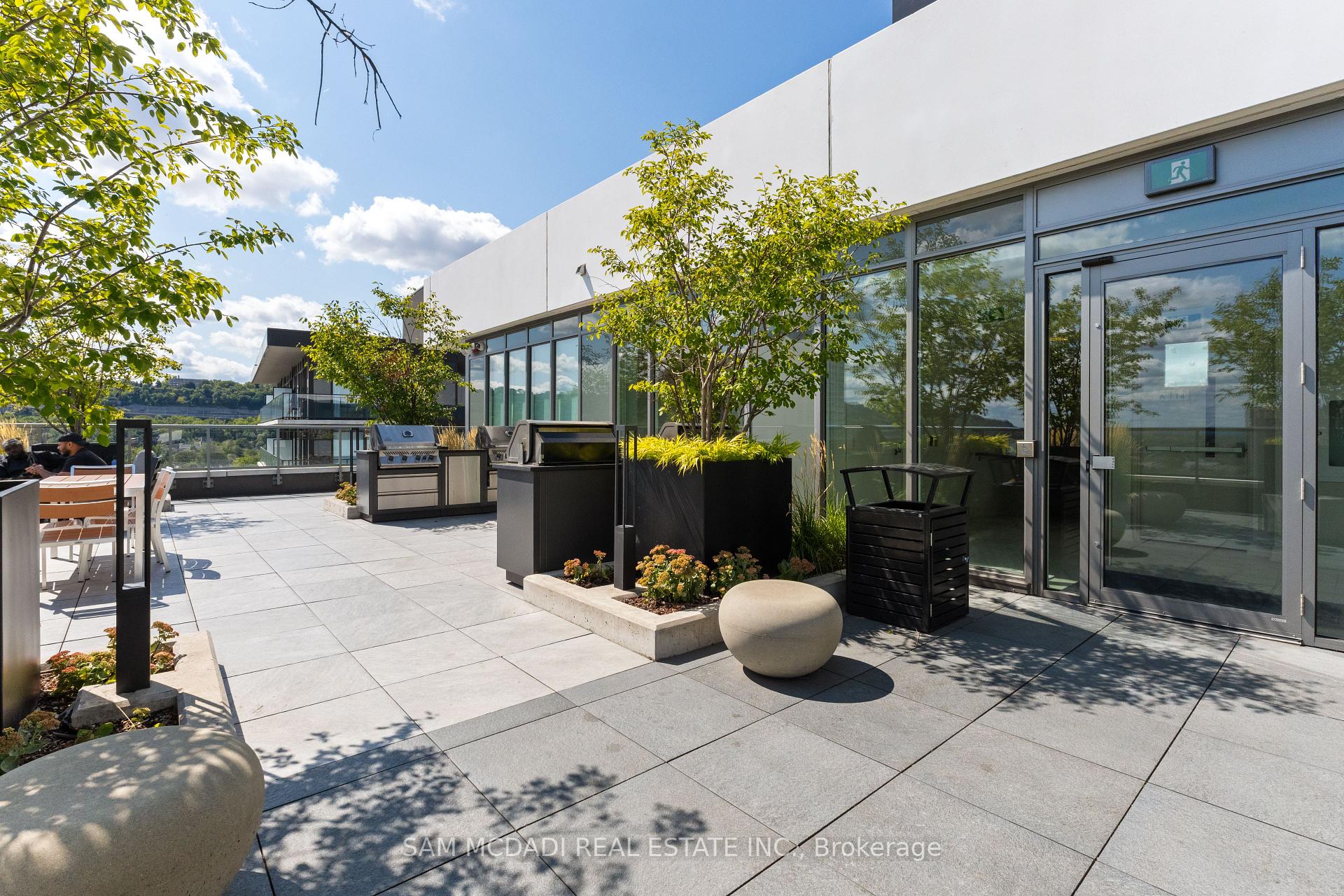 212 King William Street 1305