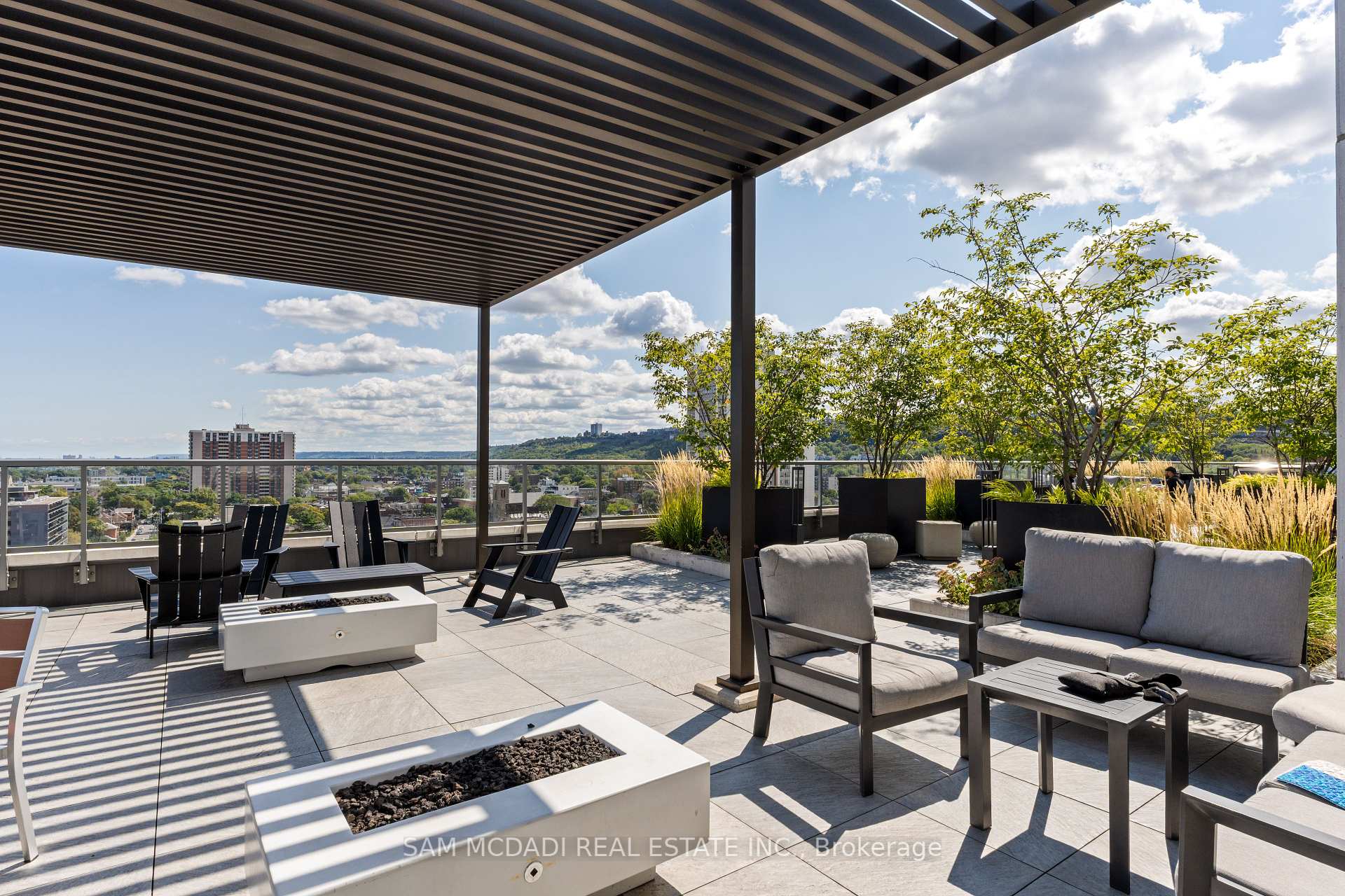212 King William Street 1305