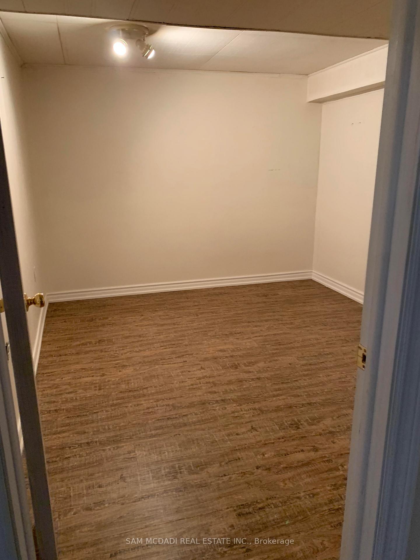 7003 Ann Street Lower