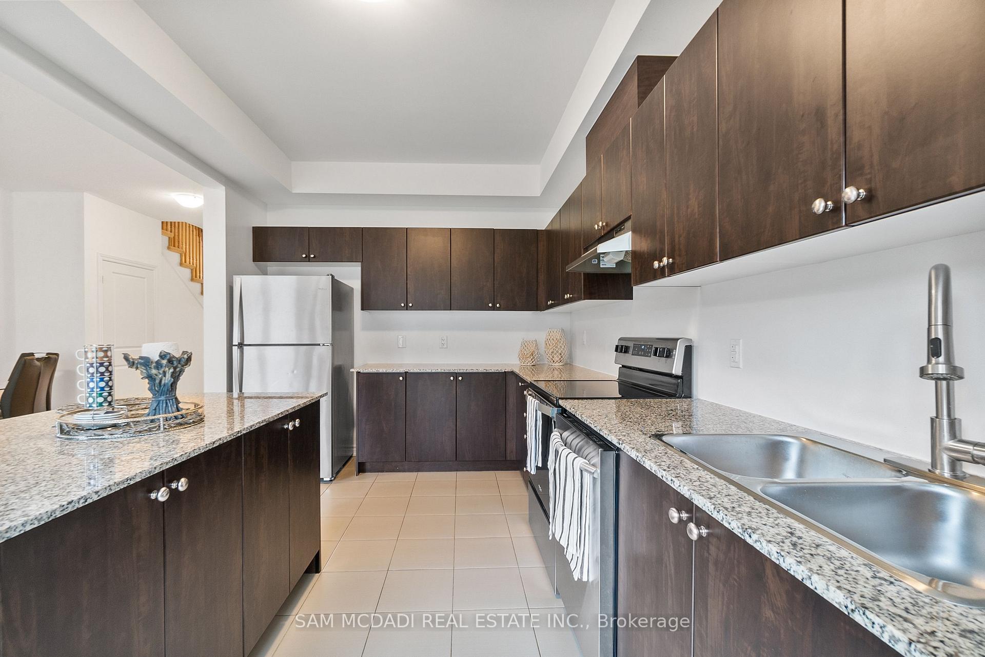 32 Fennell Street, Southgate