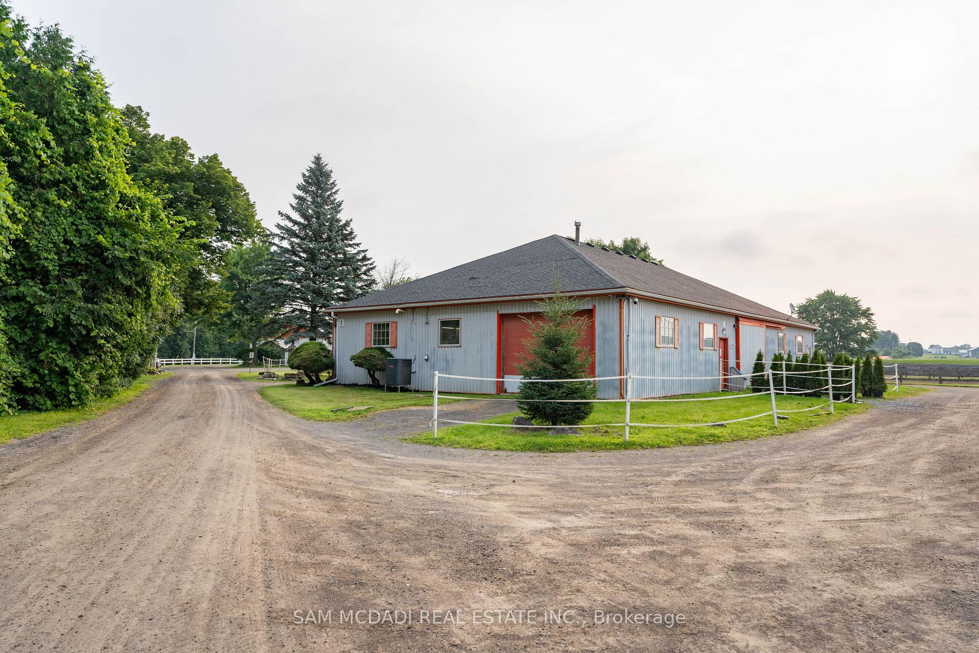 1046 Concession 6 Road W, Hamilton