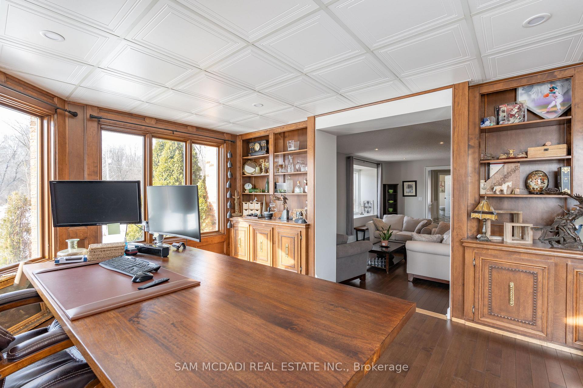 1046 Concession 6 Road W, Hamilton