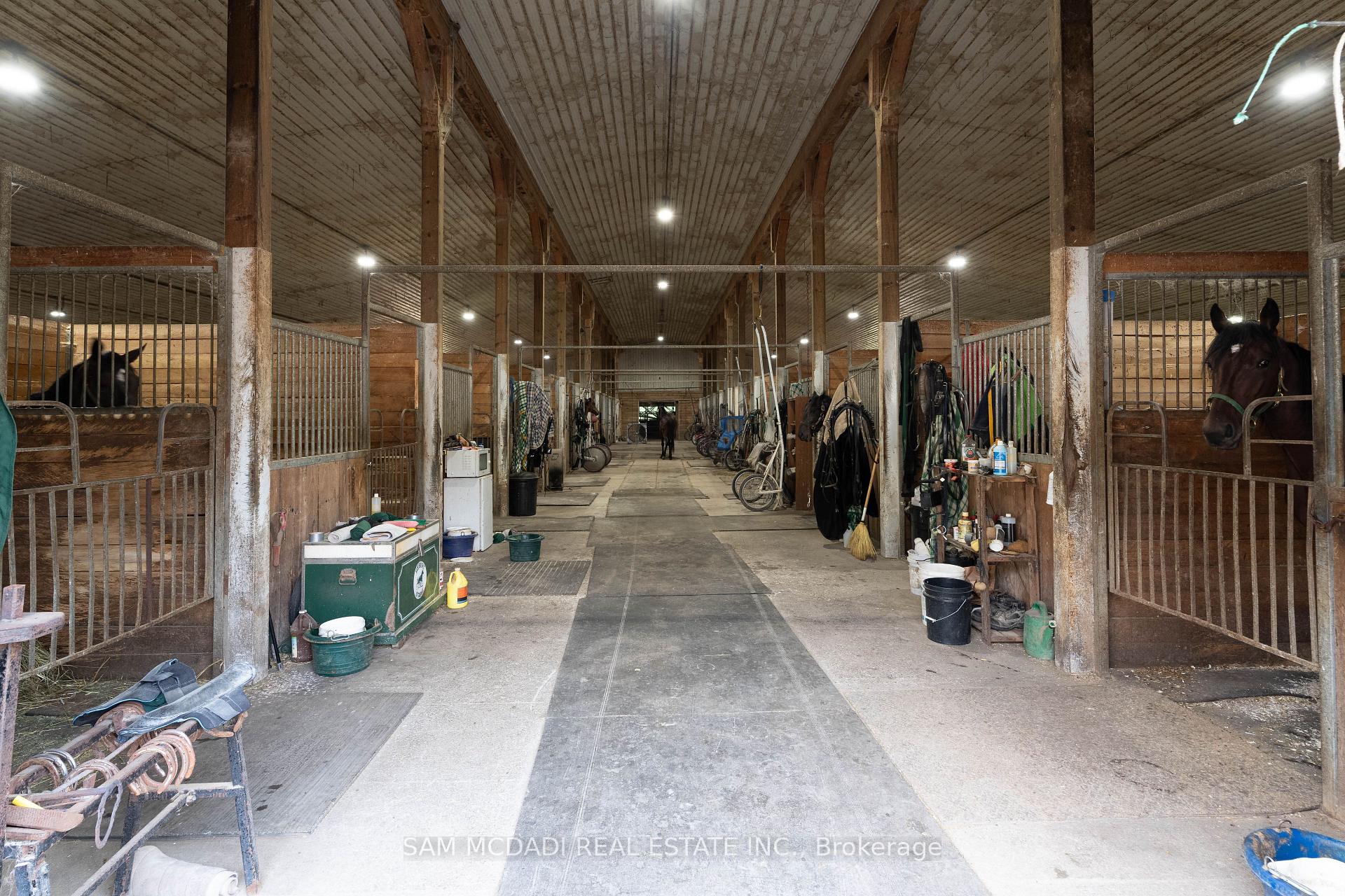 1046 Concession 6 Road W, Hamilton
