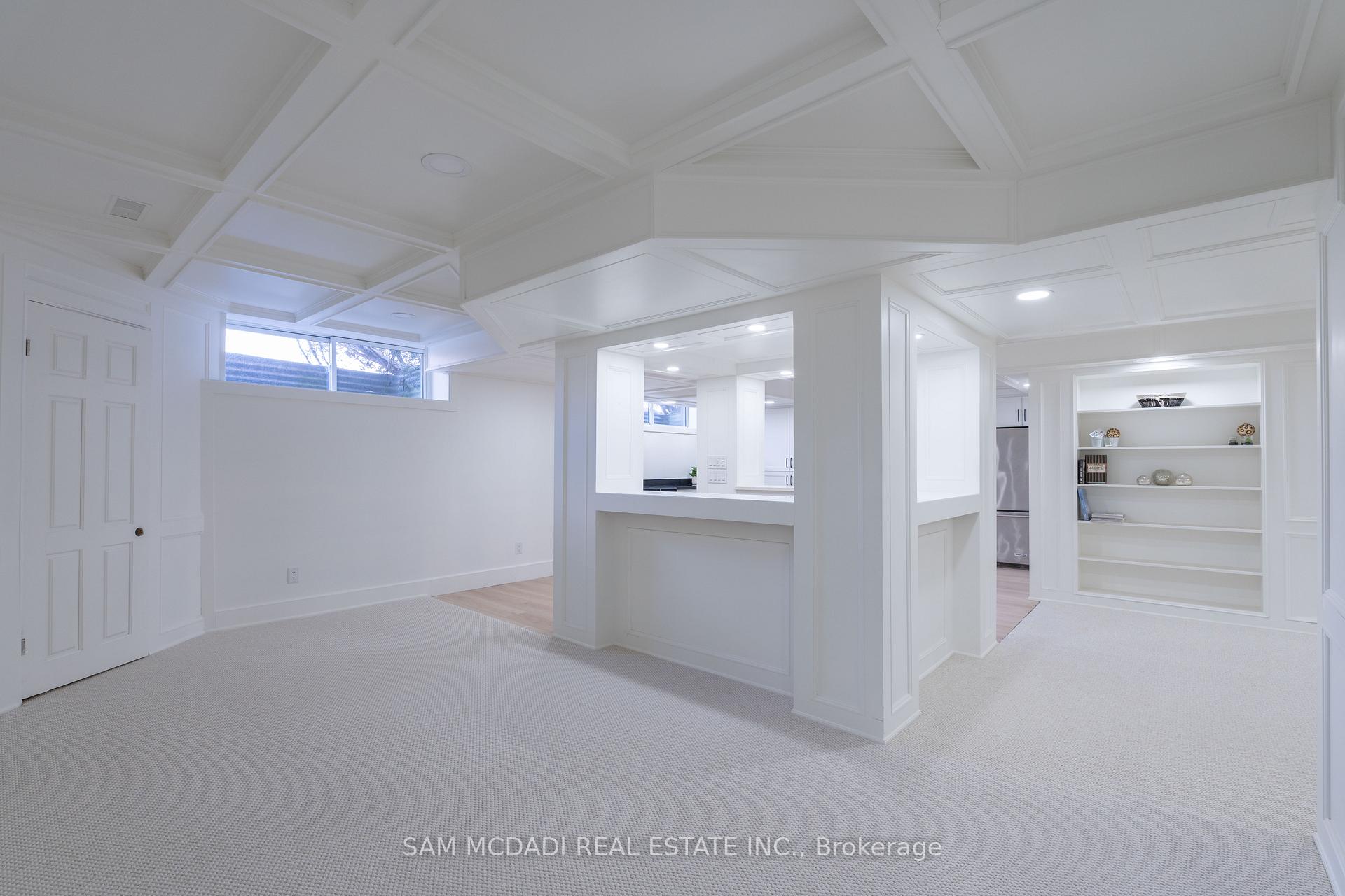 1046 Concession 6 Road W, Hamilton