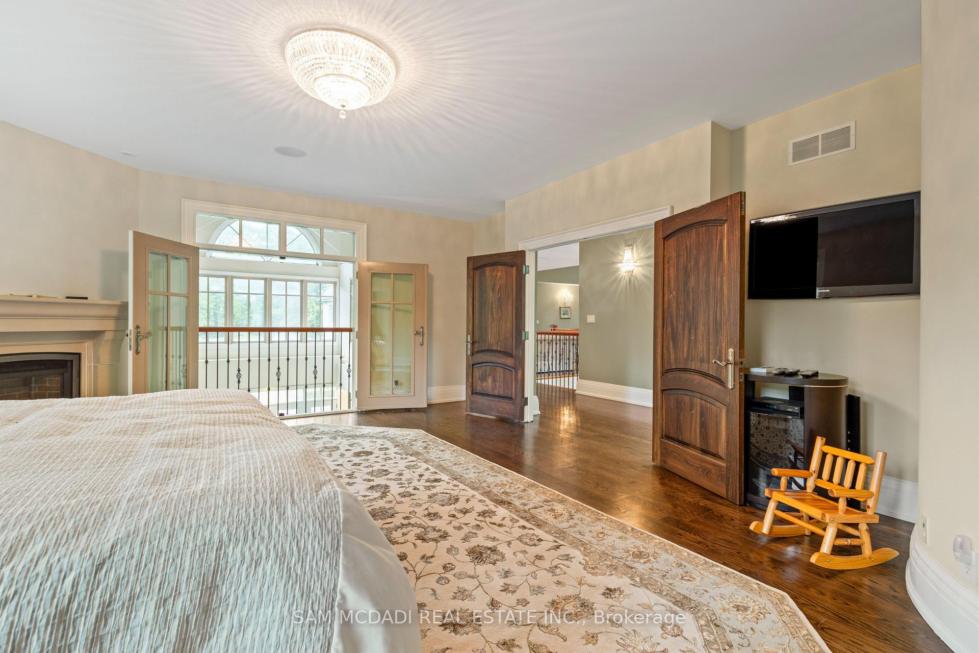 839 E Lakeshore Road