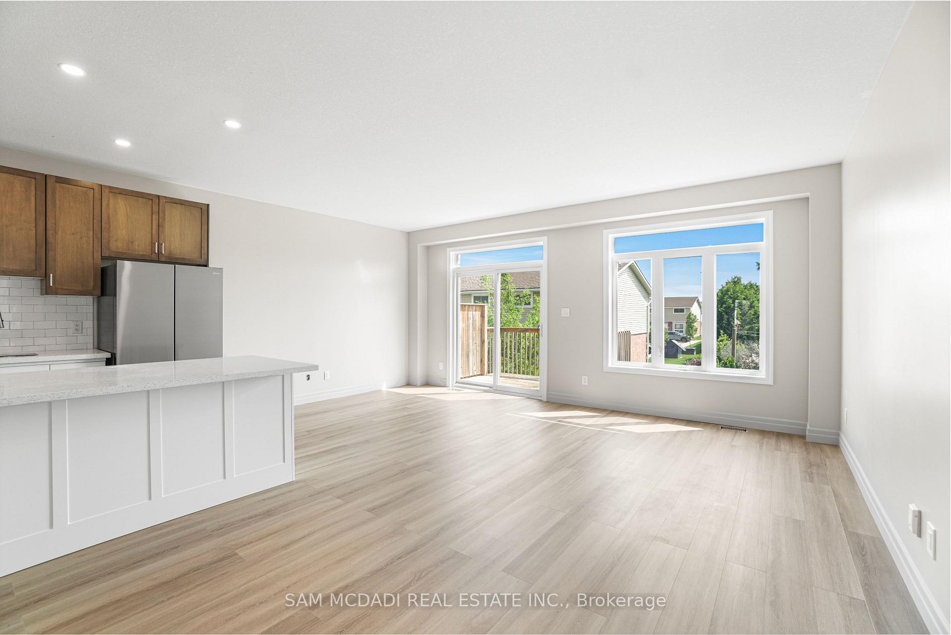 1023 Devonshire Avenue 25