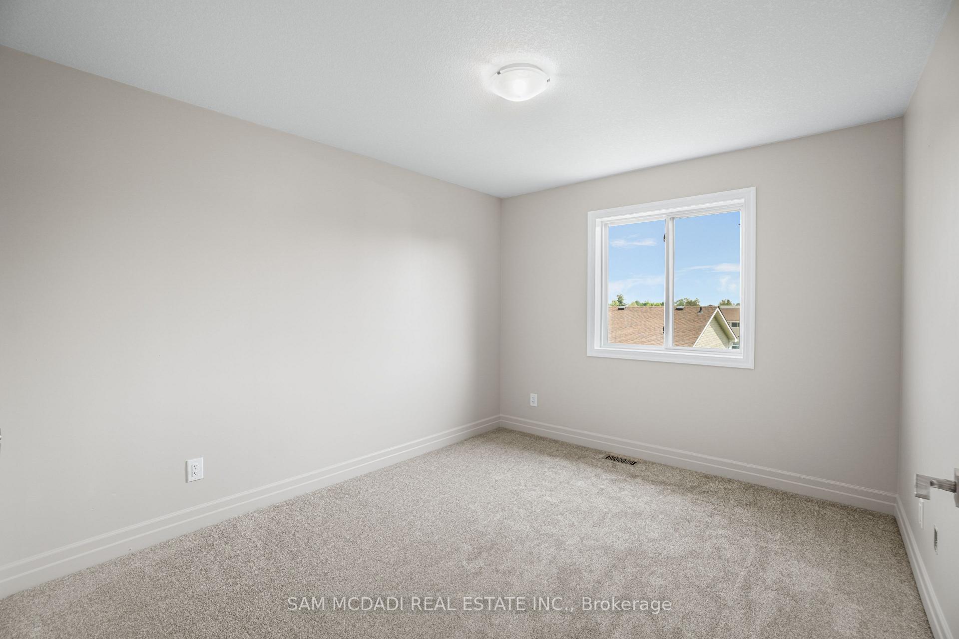 1023 Devonshire Avenue 25