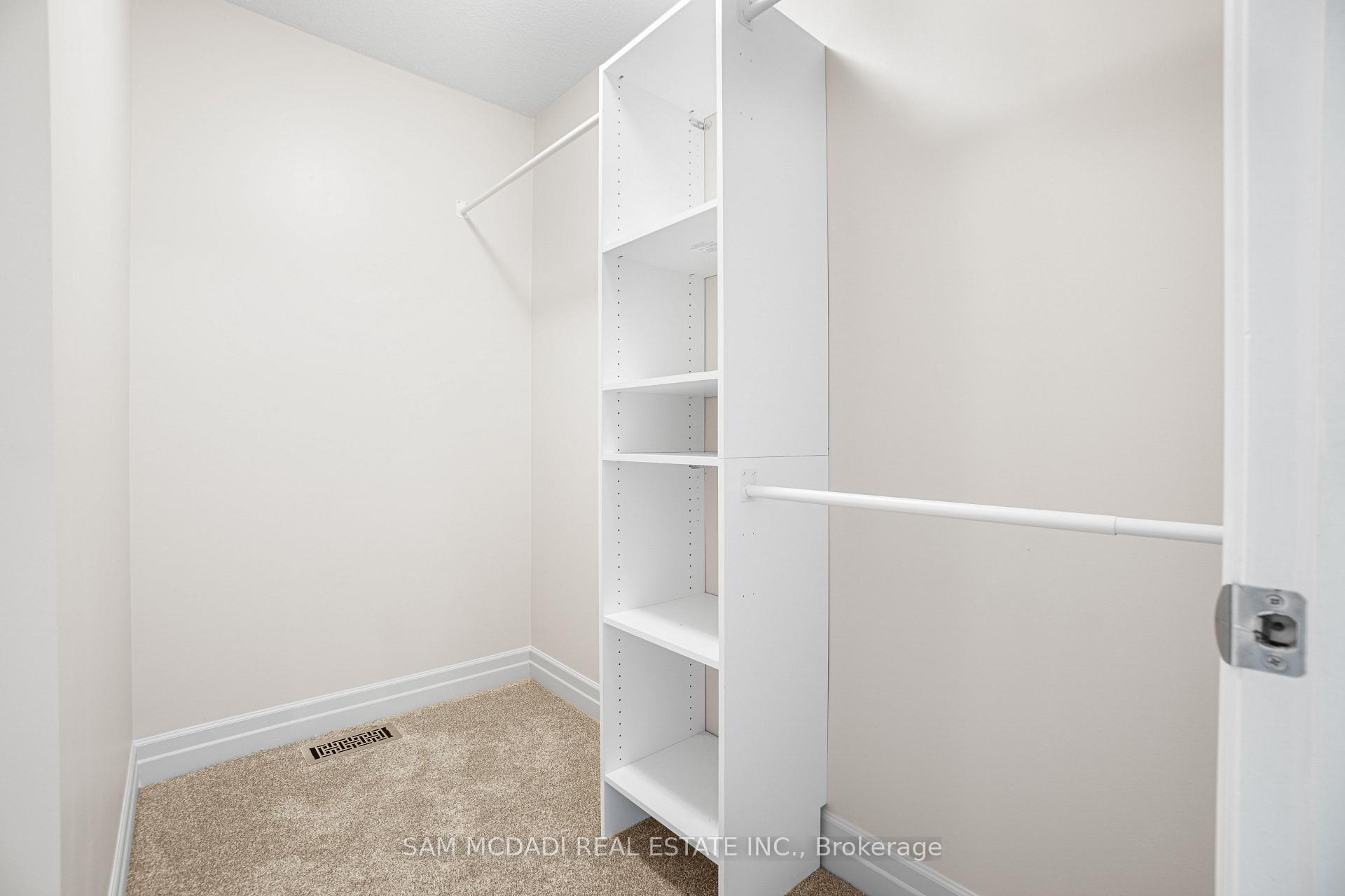 1023 Devonshire Avenue 25