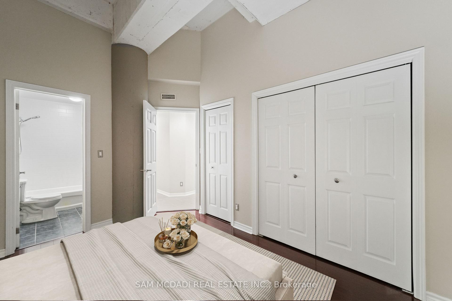 80 King William Street 301