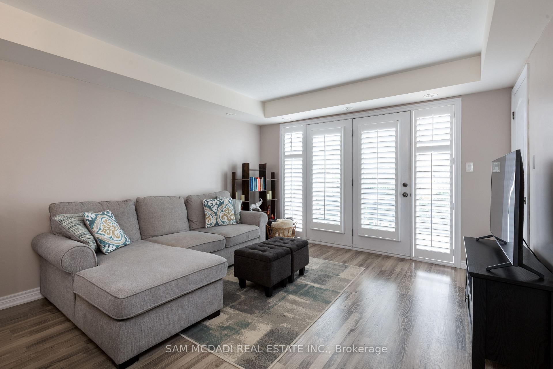 156 Watson Parkway N