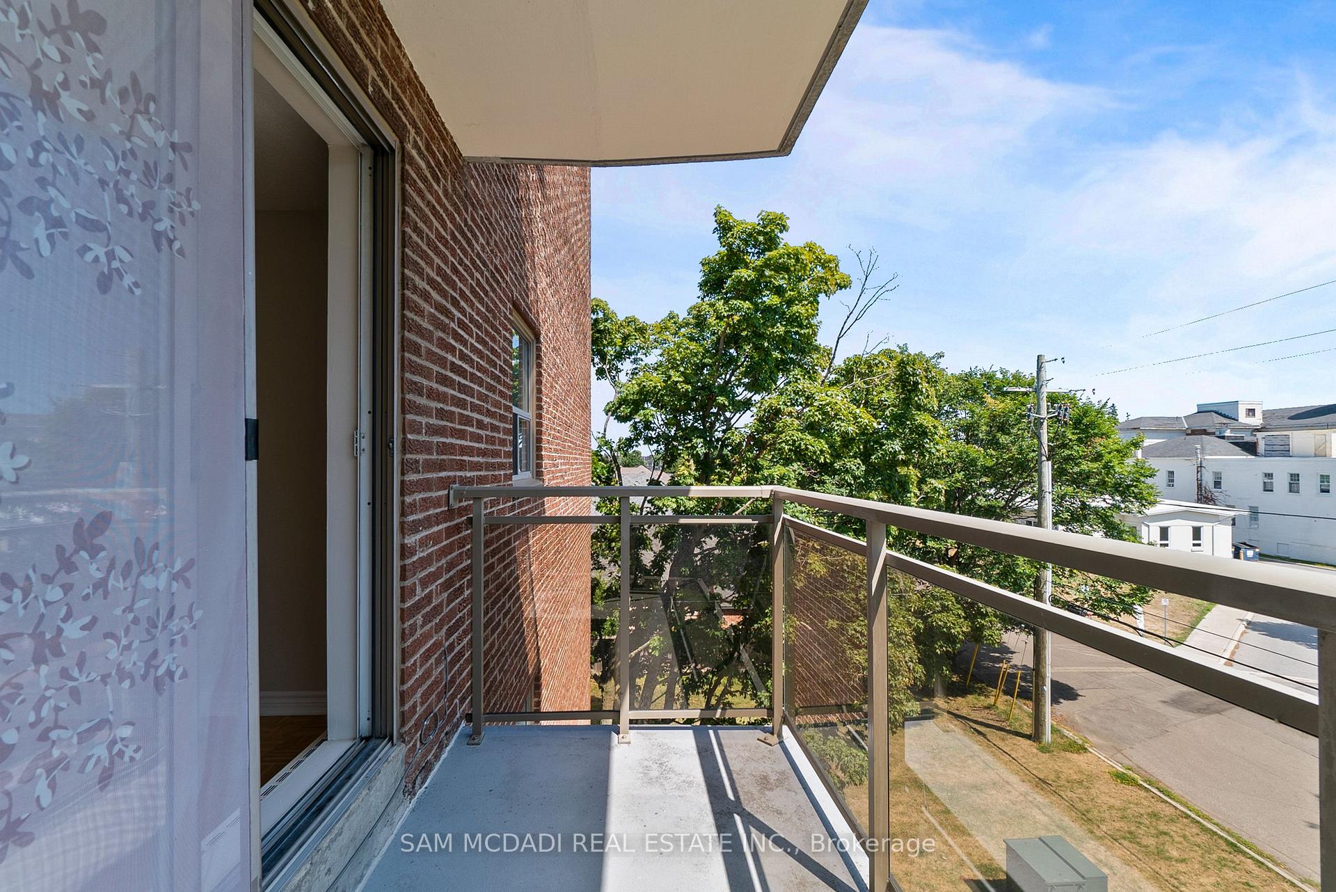 62 Spencer Street 401