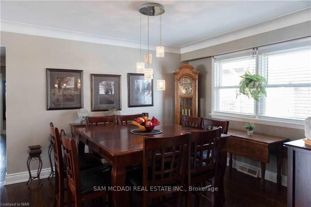 7003 Ann Street Upper