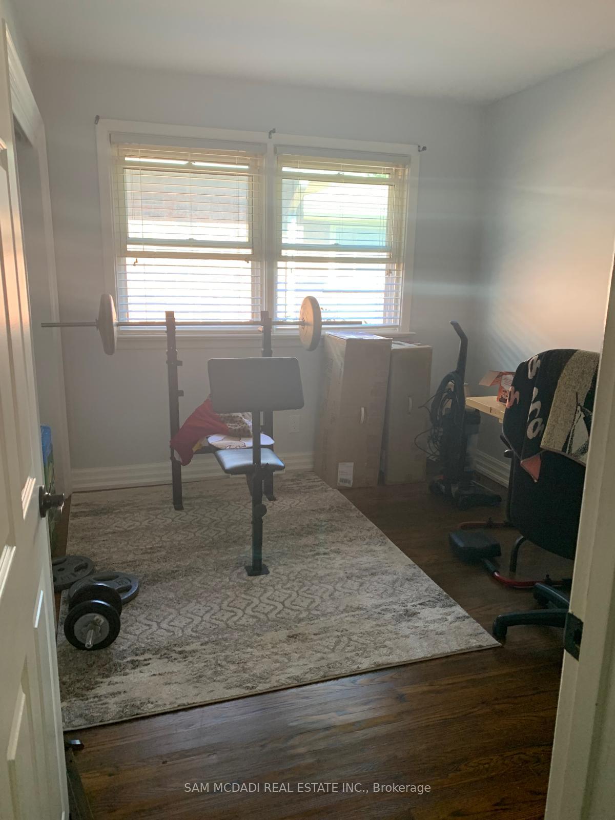 7003 Ann Street Upper