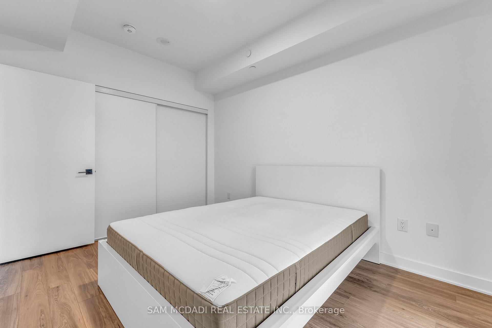 2782 Barton Street E 708