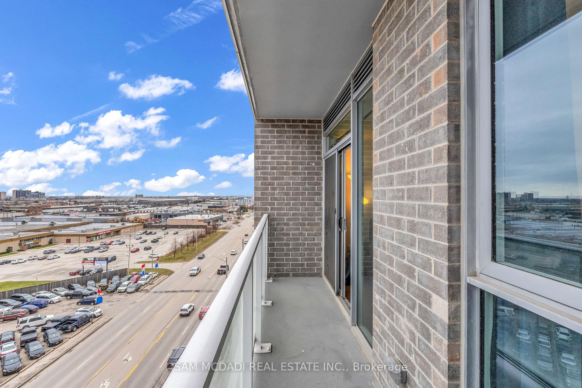 2782 Barton Street E 708