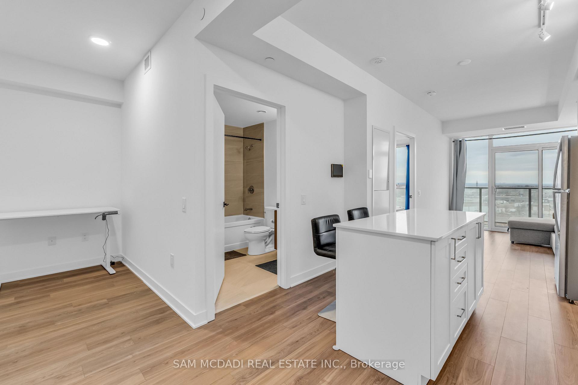 2782 Barton Street E 708