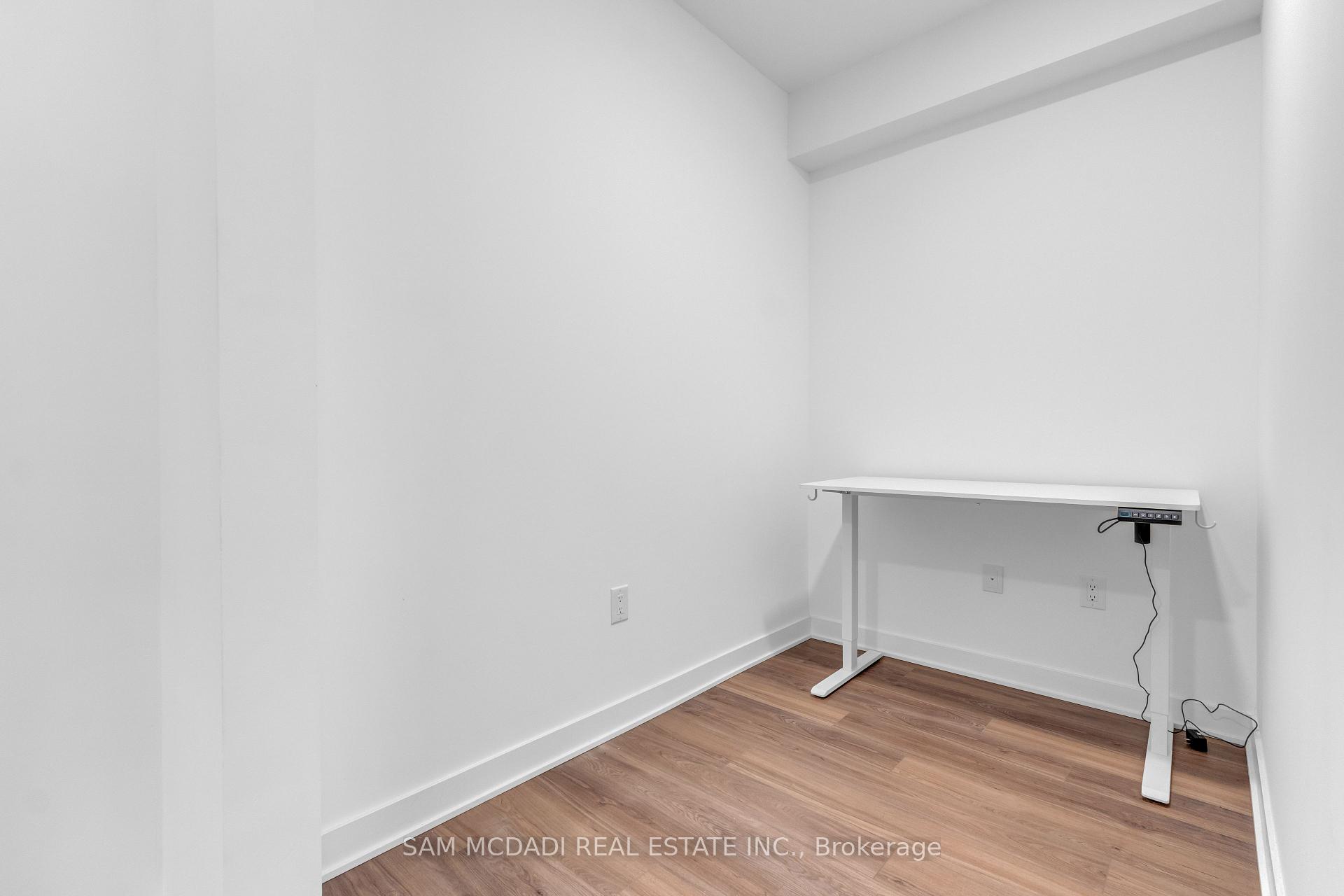 2782 Barton Street E 708