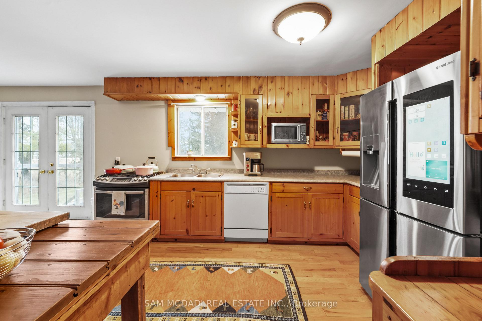 1291 Old Highway 8 N/A