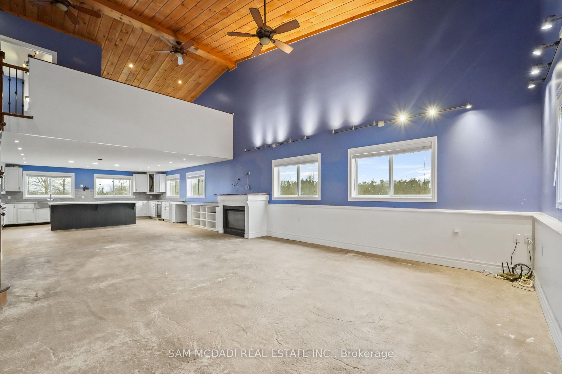 1291 Old Highway 8 N/A