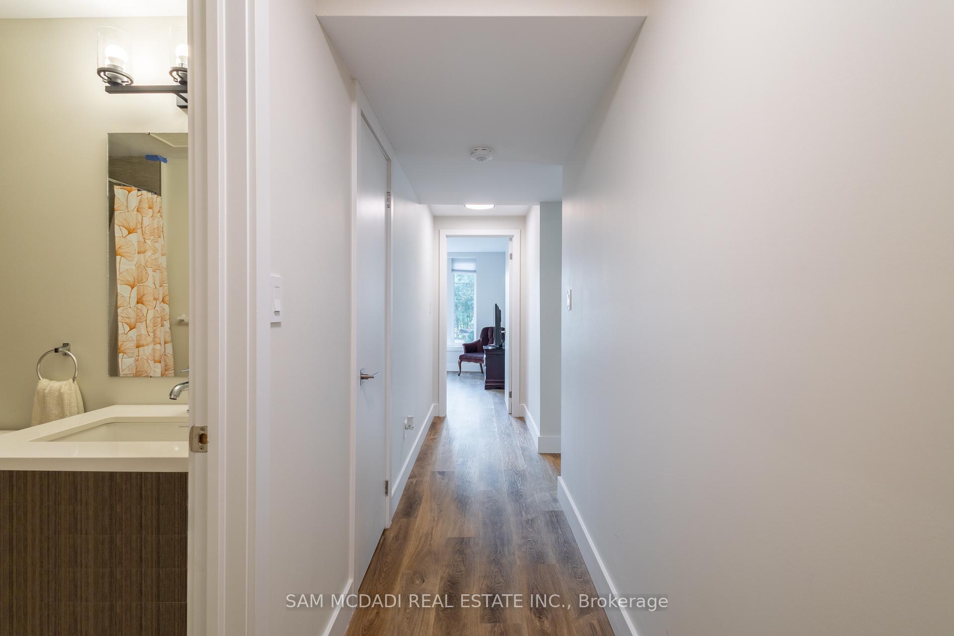 2 Tree Tops Lane 102