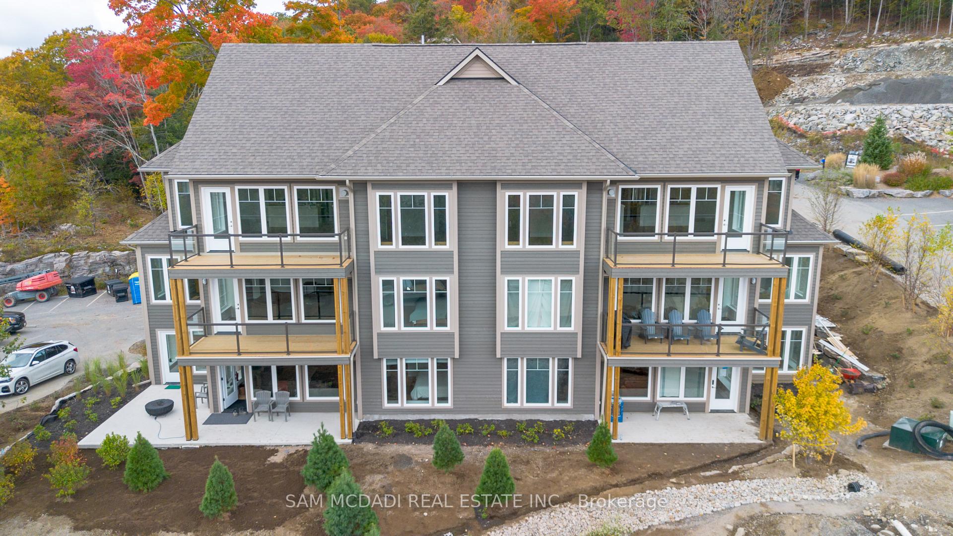 2 Tree Tops Lane 102