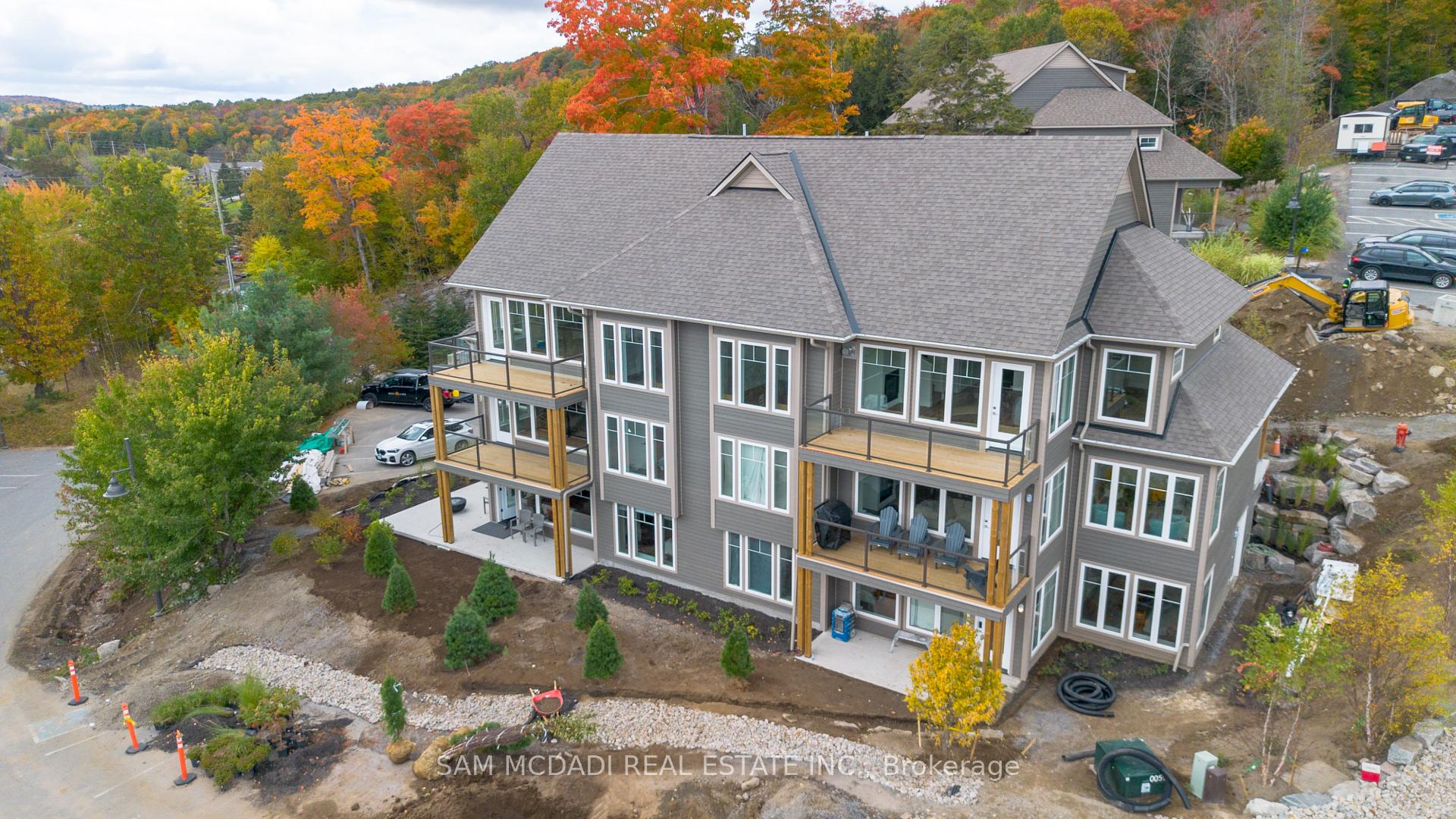 2 Tree Tops Lane 102