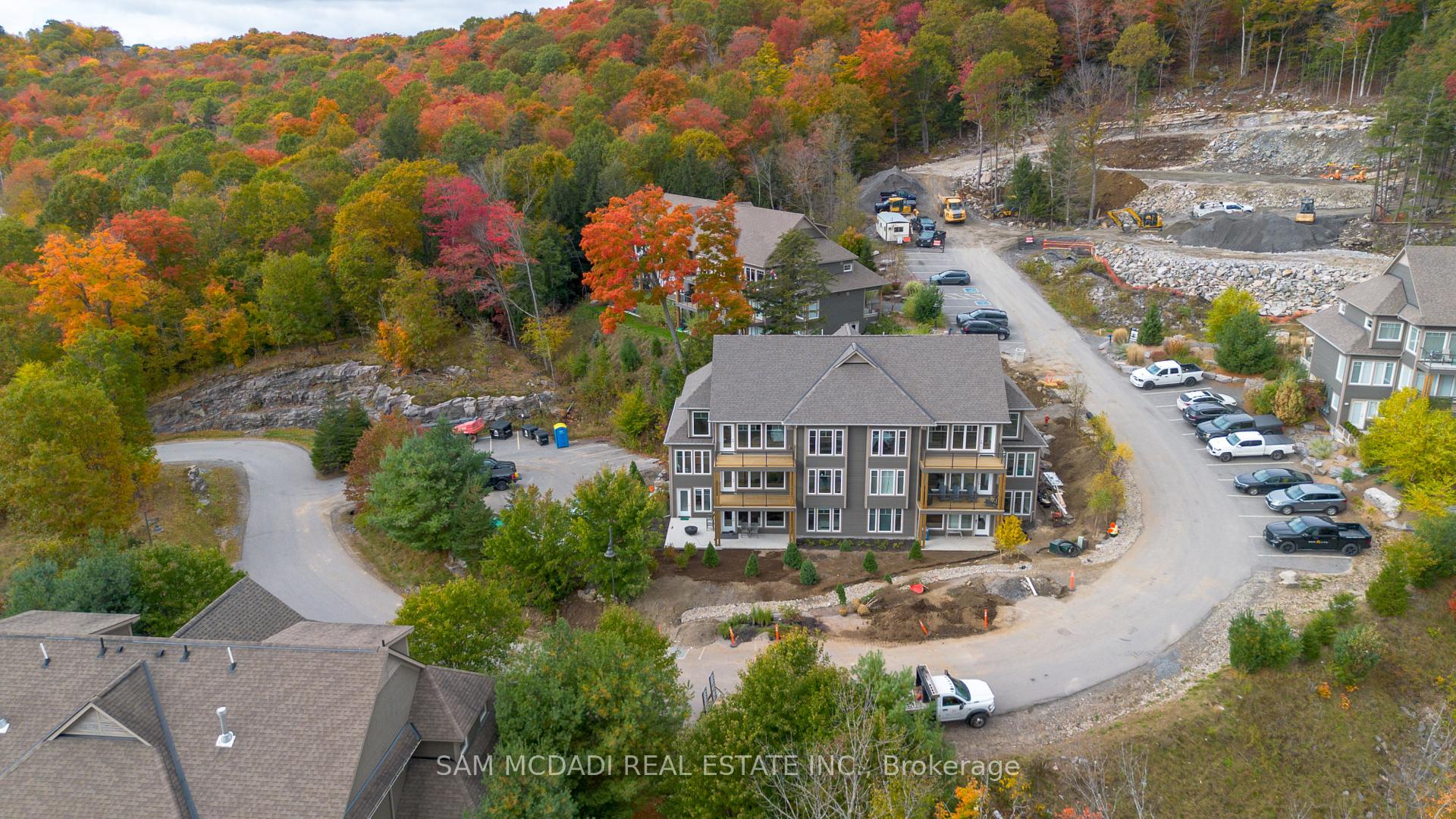 2 Tree Tops Lane 102