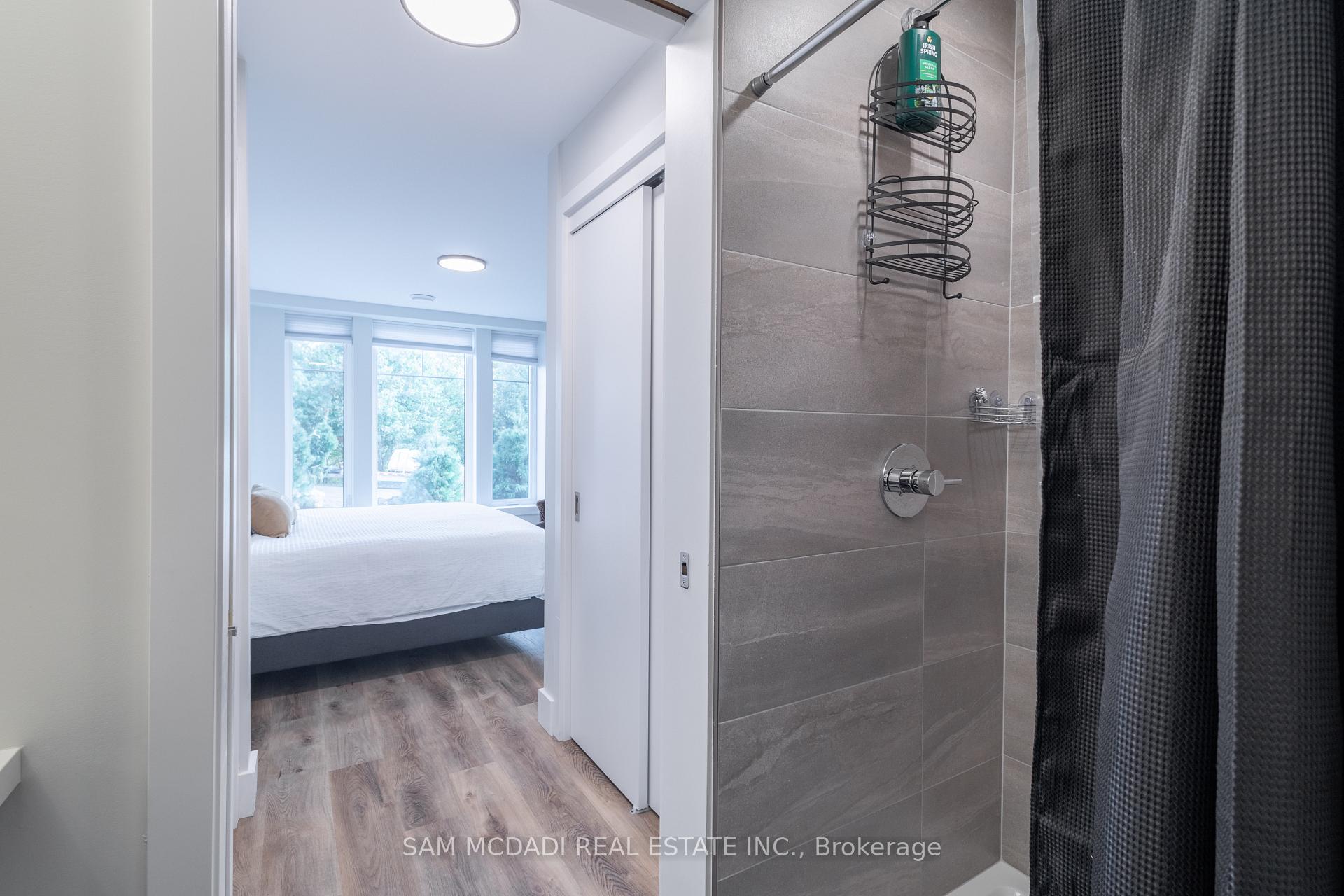 2 Tree Tops Lane 102