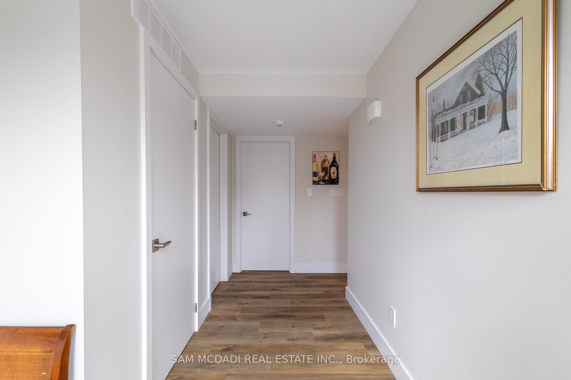 2 Tree Tops Lane 102