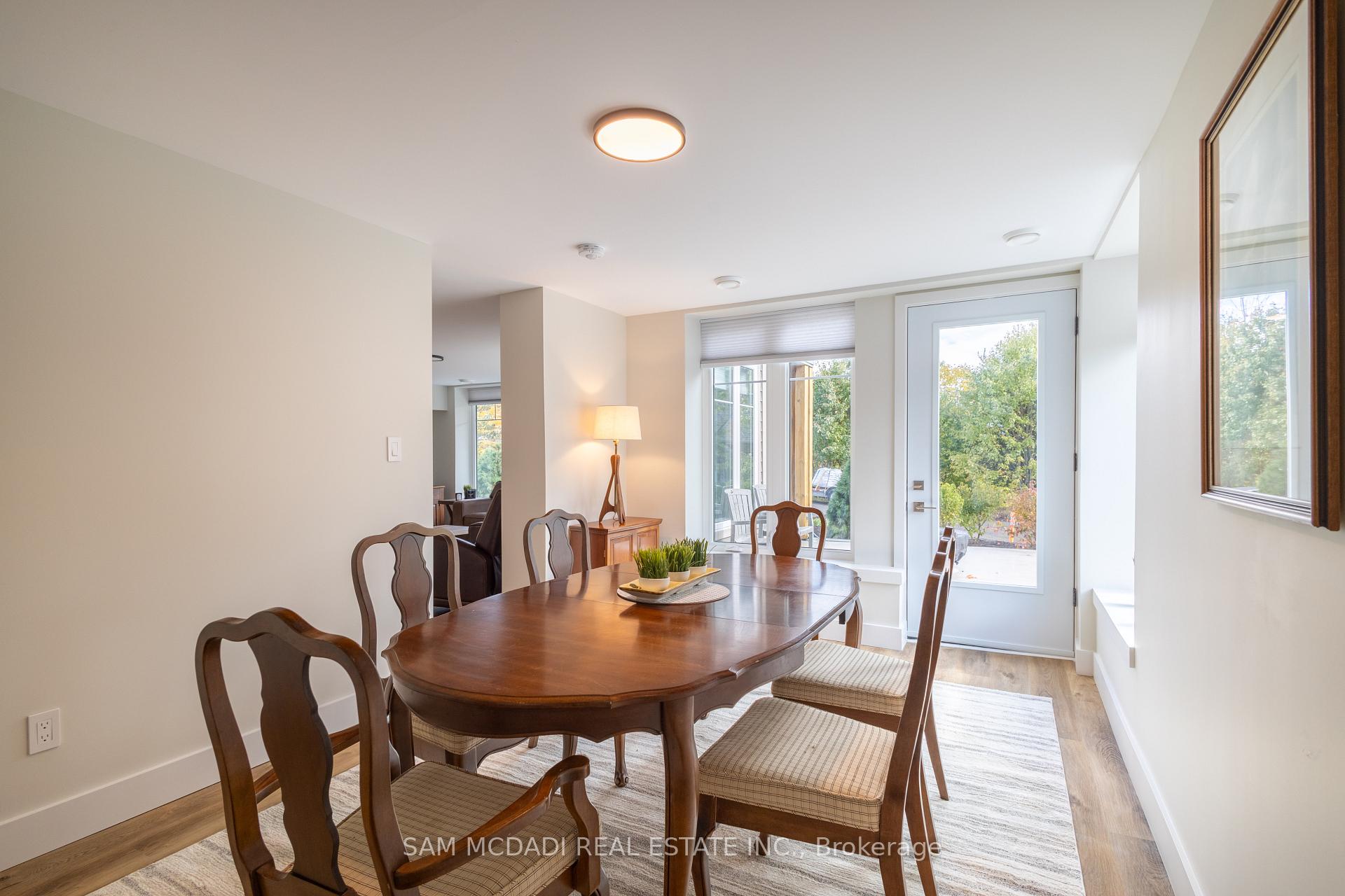 2 Tree Tops Lane 102