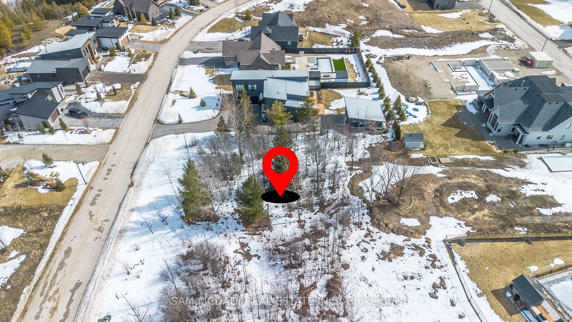 Lt 26 Barton Boulevard