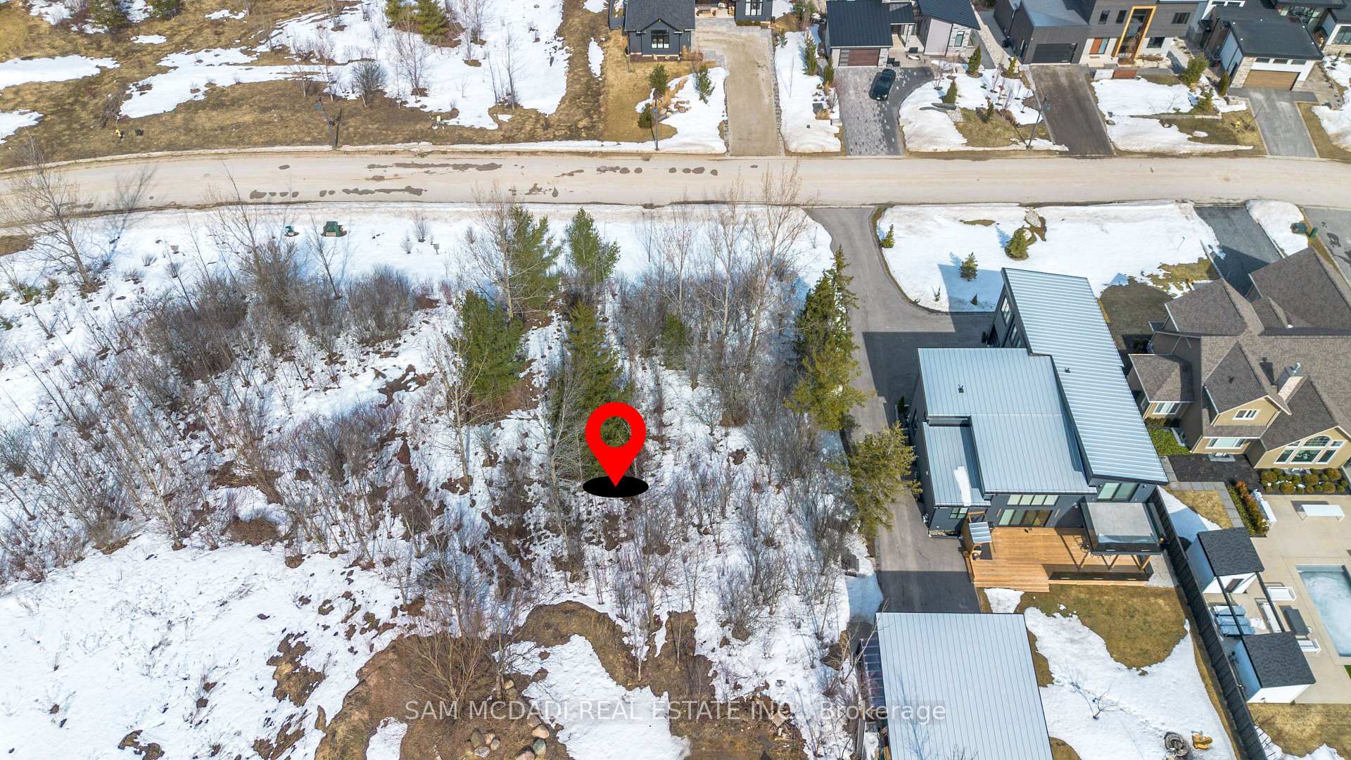 Lt 26 Barton Boulevard