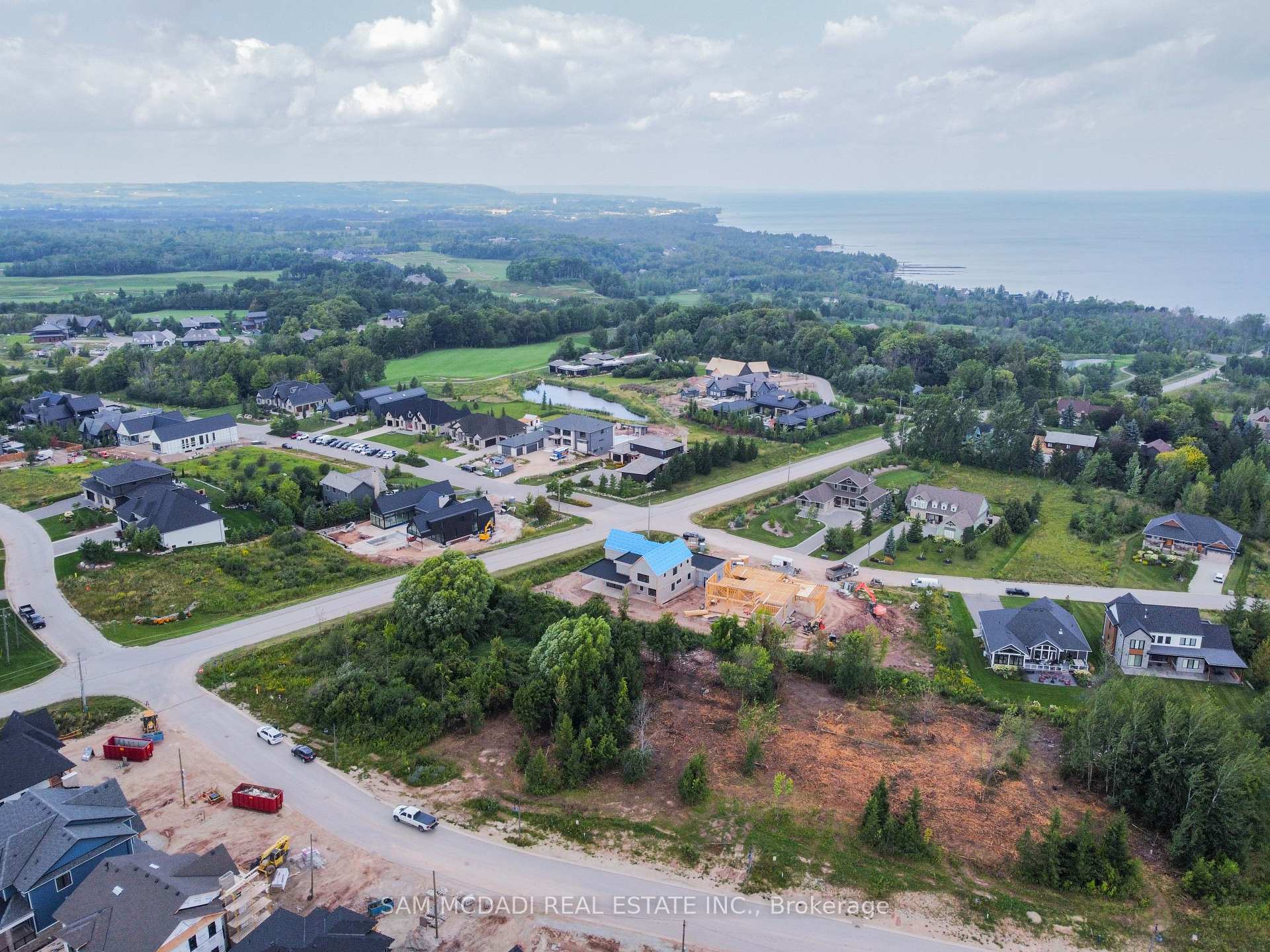 Lt 26 Barton Boulevard