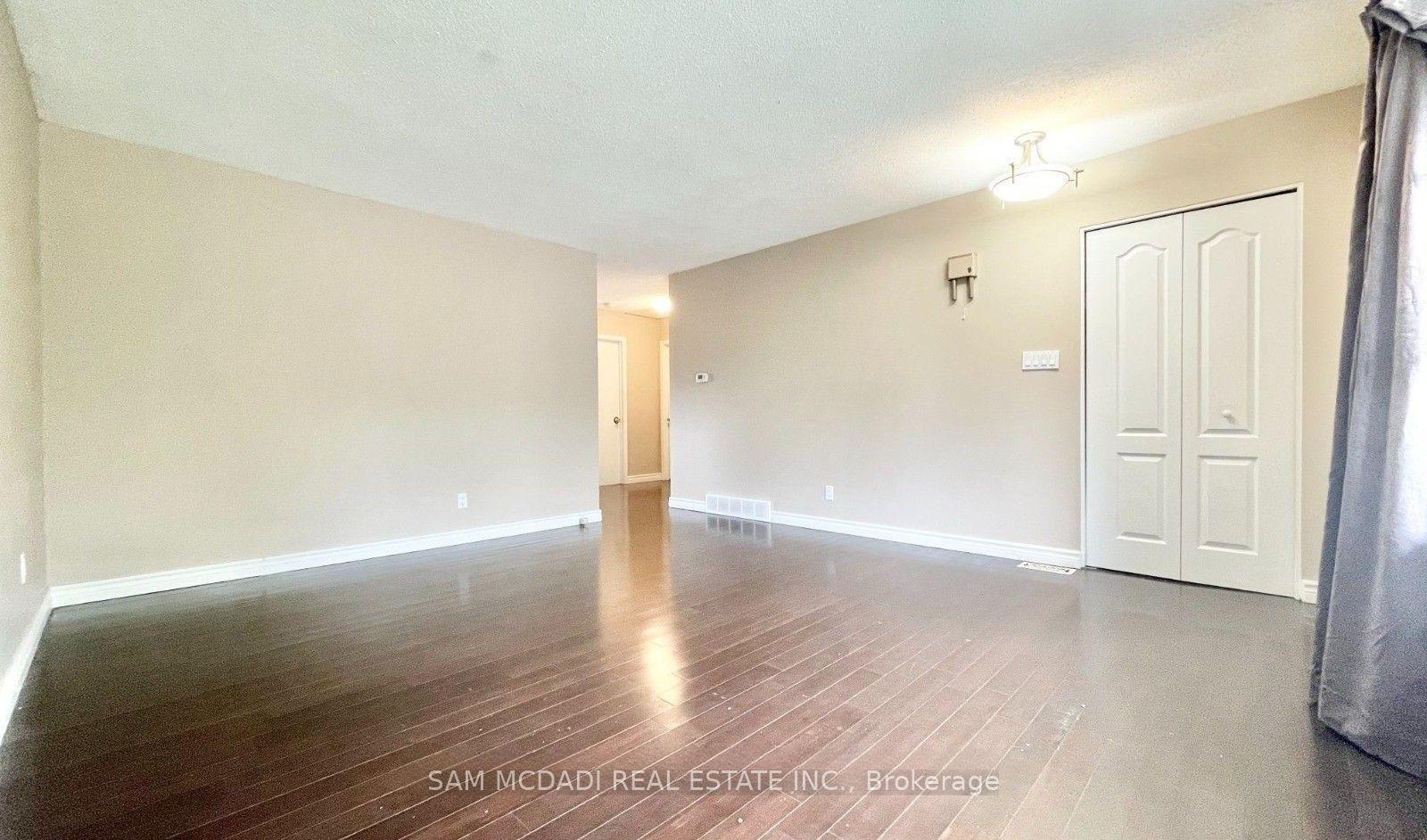 257 Thorncrest Drive