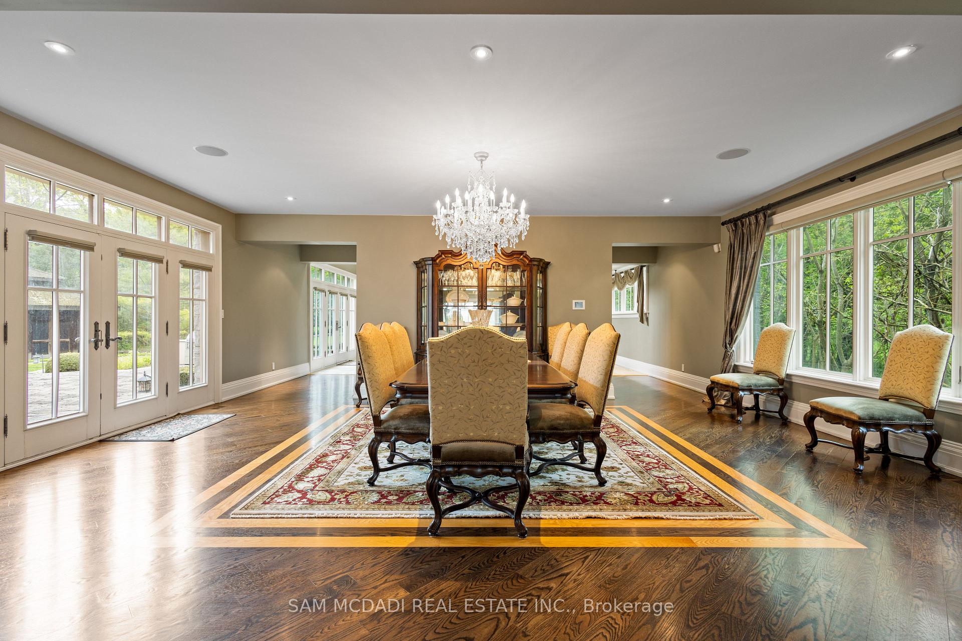 839 E Lakeshore Road