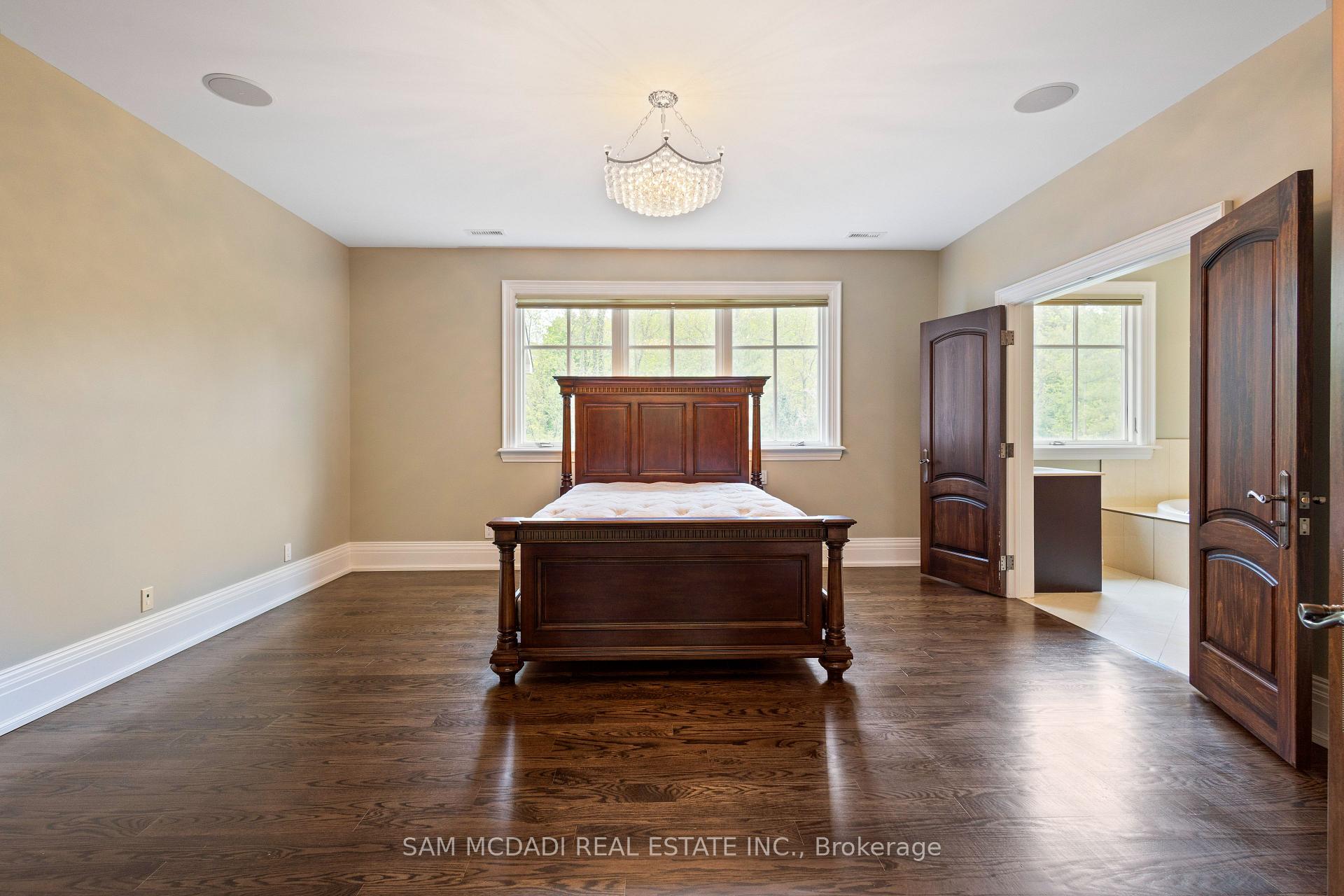 839 E Lakeshore Road