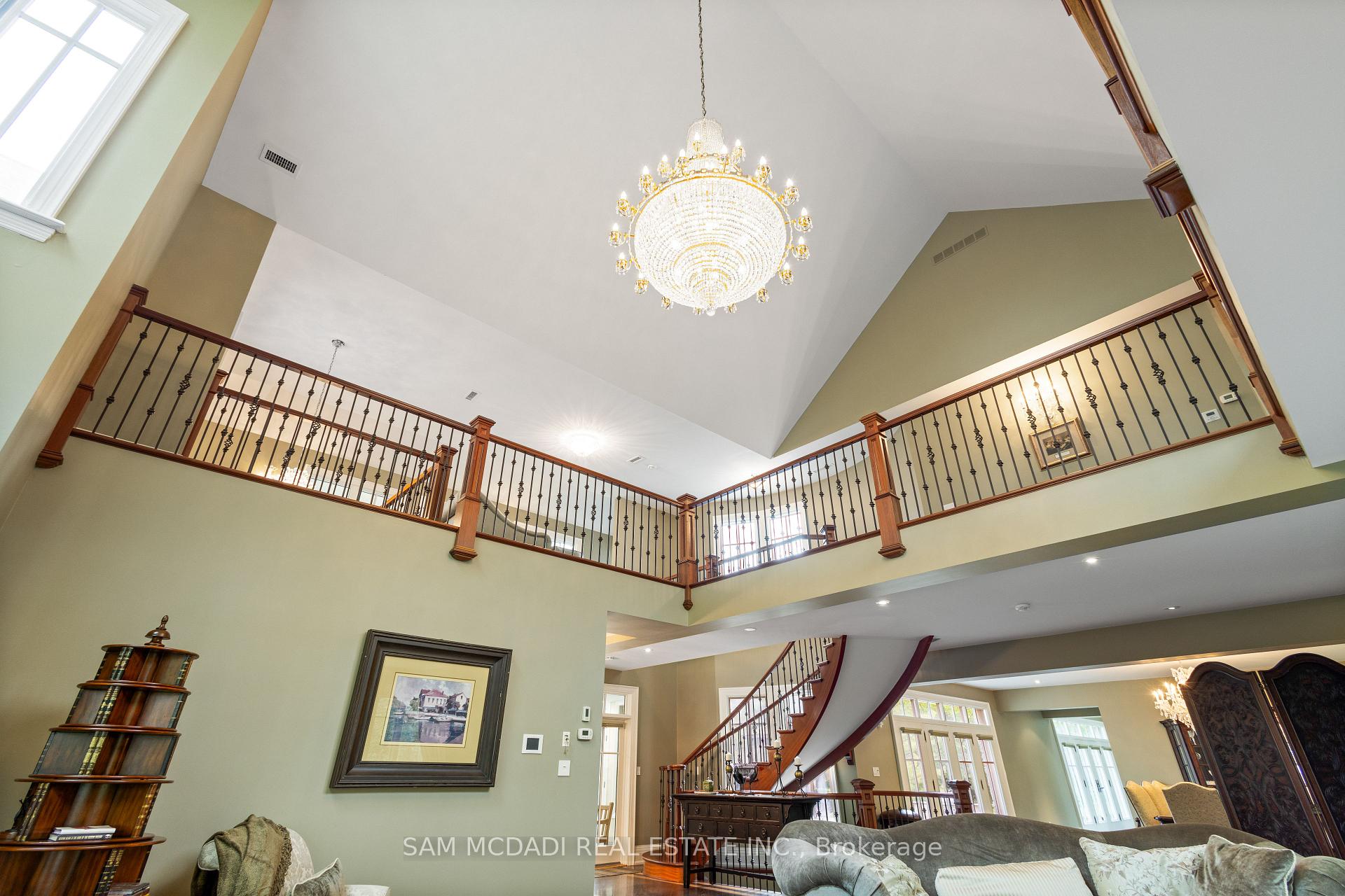 839 E Lakeshore Road